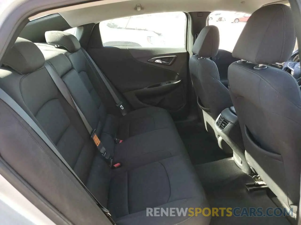 10 Photograph of a damaged car 1G1ZD5ST0LF027967 CHEVROLET MALIBU 2020