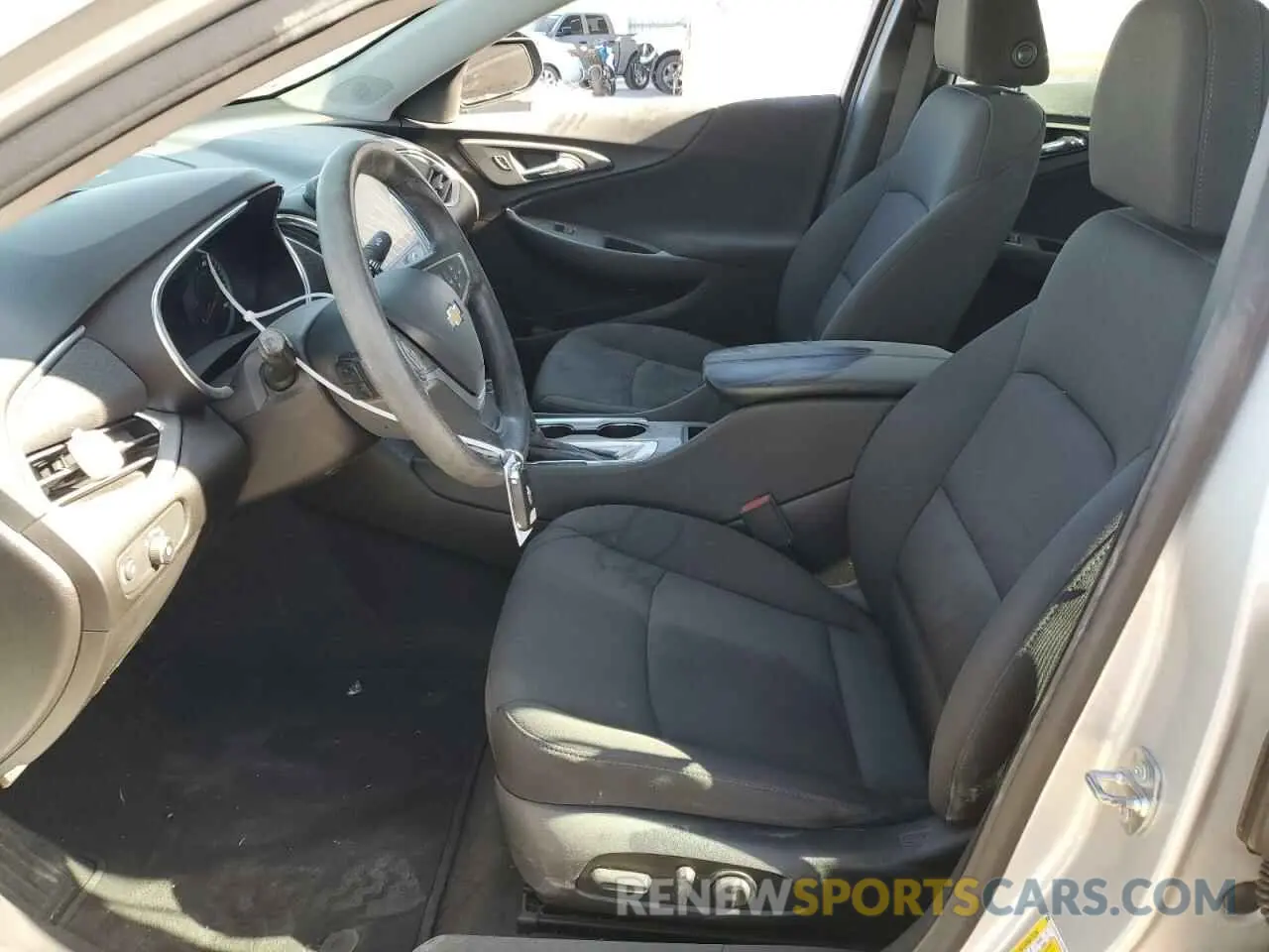 7 Photograph of a damaged car 1G1ZD5ST0LF027967 CHEVROLET MALIBU 2020