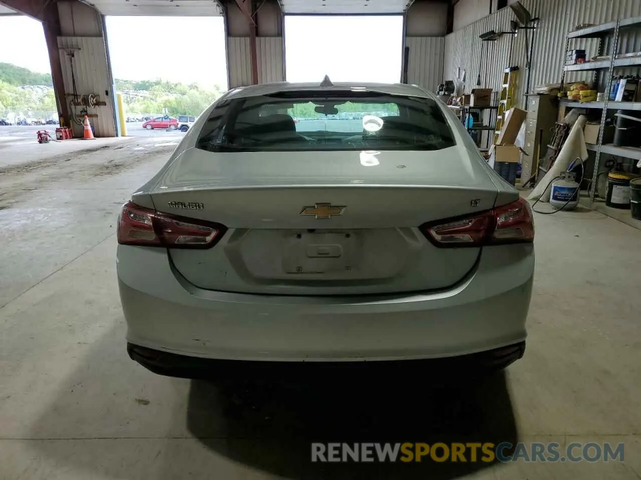 6 Photograph of a damaged car 1G1ZD5ST0LF029444 CHEVROLET MALIBU 2020