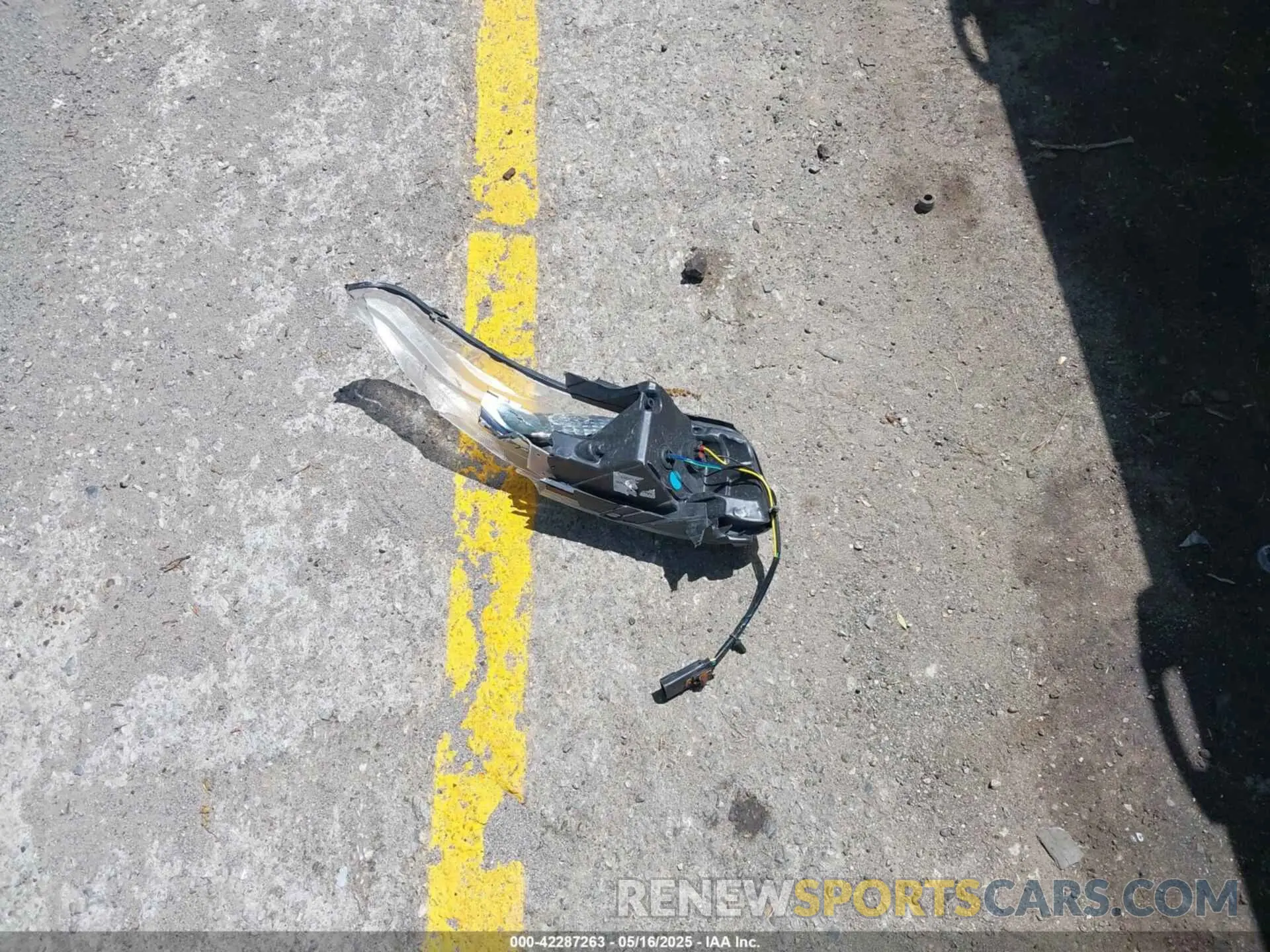 12 Photograph of a damaged car 1G1ZD5ST0LF038578 CHEVROLET MALIBU 2020