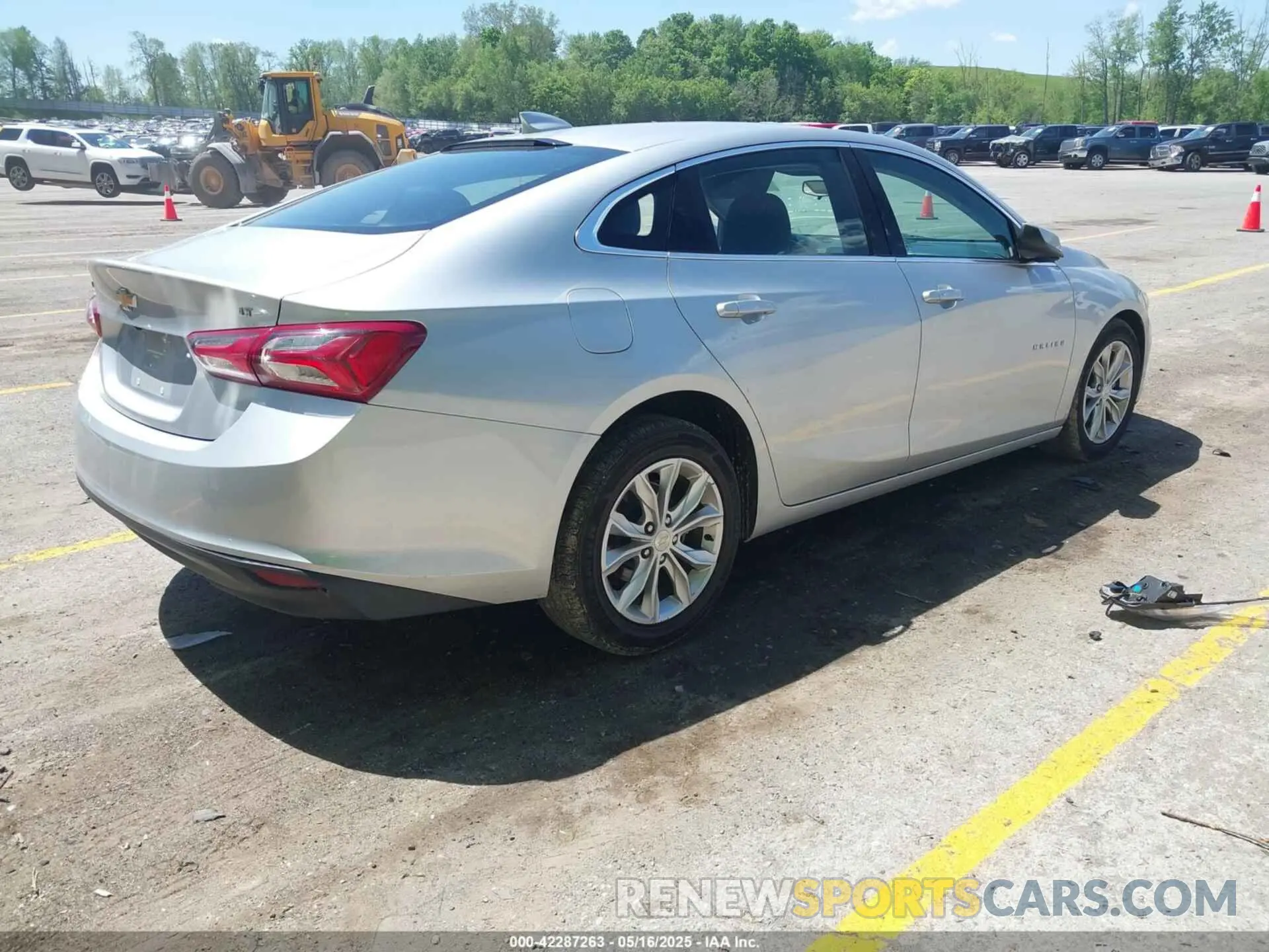 4 Photograph of a damaged car 1G1ZD5ST0LF038578 CHEVROLET MALIBU 2020