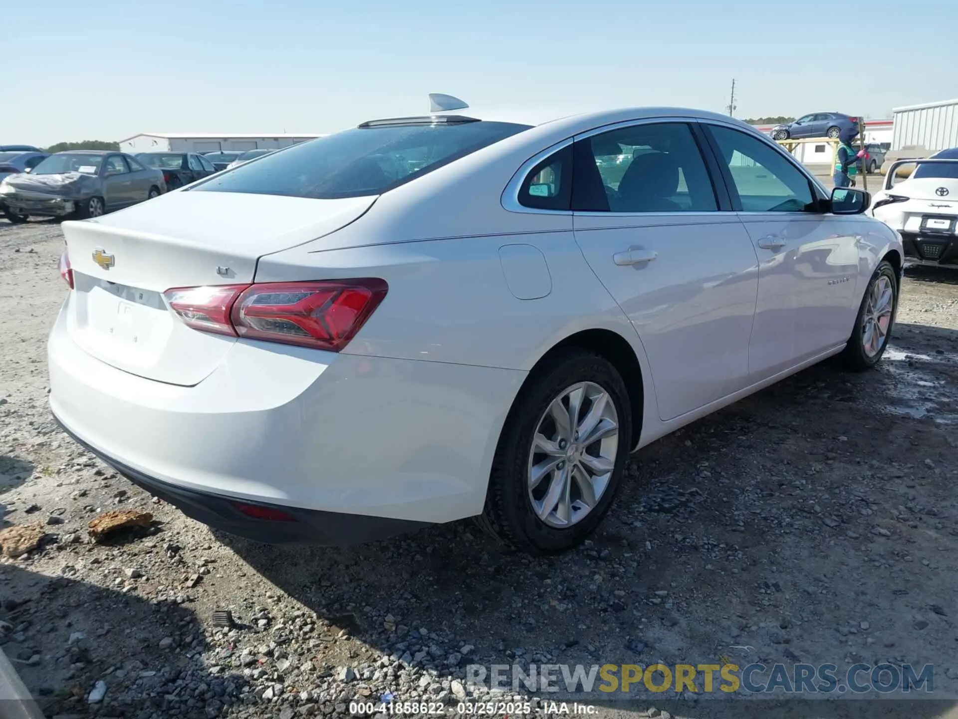 4 Photograph of a damaged car 1G1ZD5ST0LF040332 CHEVROLET MALIBU 2020