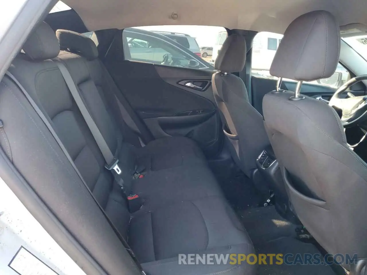 10 Photograph of a damaged car 1G1ZD5ST0LF045255 CHEVROLET MALIBU 2020