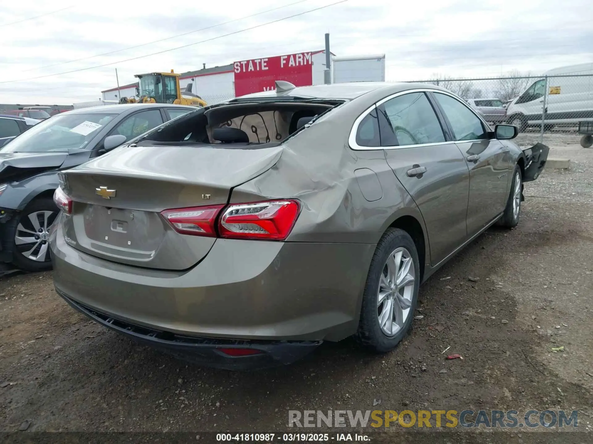 4 Photograph of a damaged car 1G1ZD5ST0LF053355 CHEVROLET MALIBU 2020