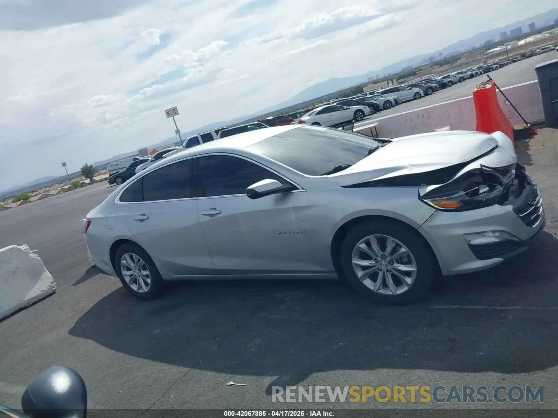 13 Photograph of a damaged car 1G1ZD5ST0LF061813 CHEVROLET MALIBU 2020