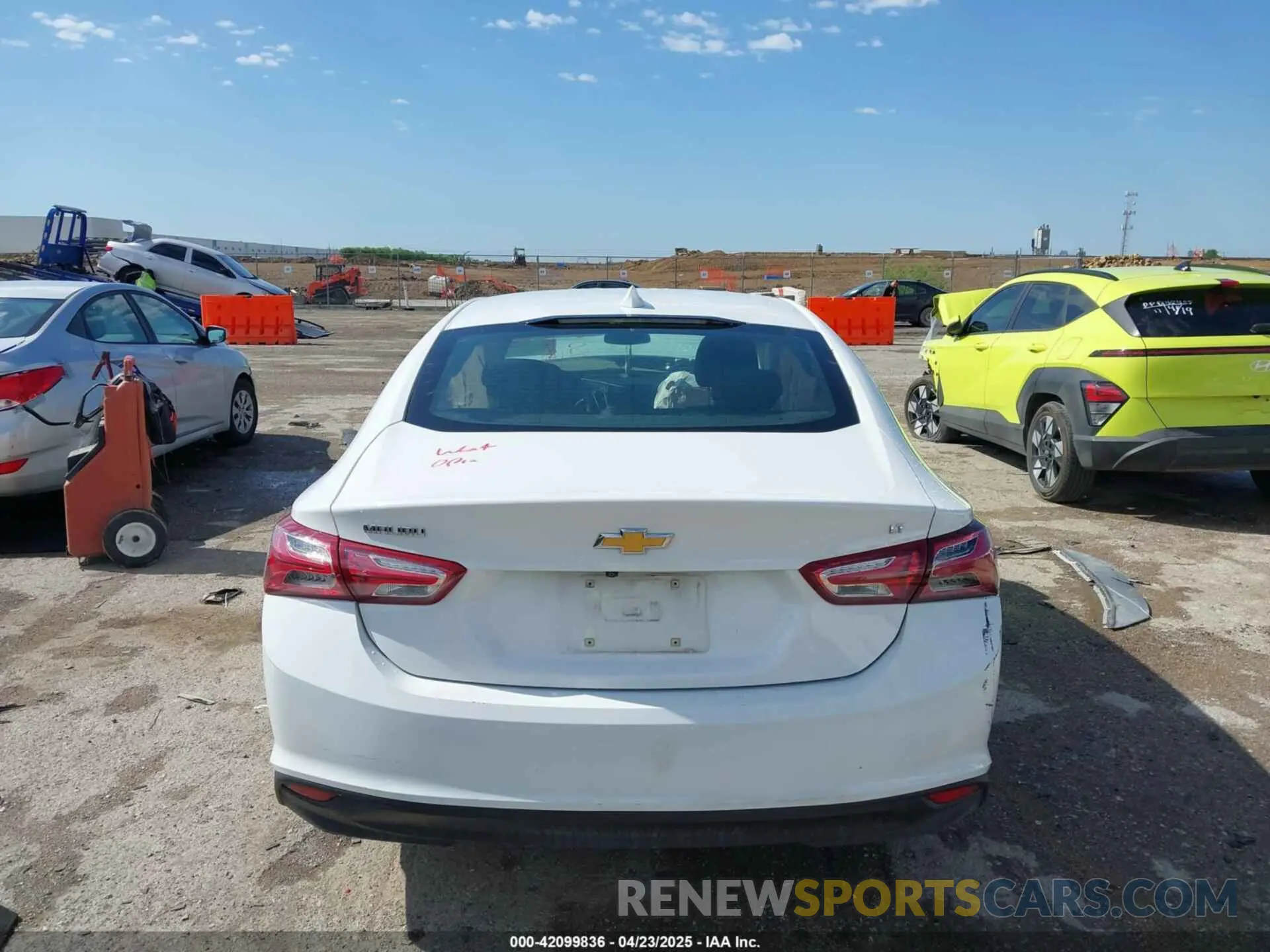 16 Photograph of a damaged car 1G1ZD5ST0LF089689 CHEVROLET MALIBU 2020