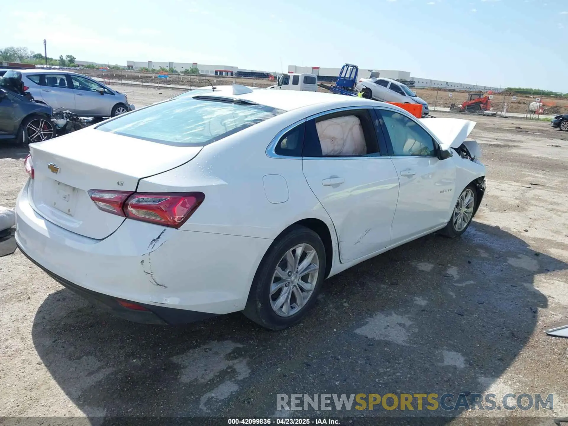 4 Photograph of a damaged car 1G1ZD5ST0LF089689 CHEVROLET MALIBU 2020