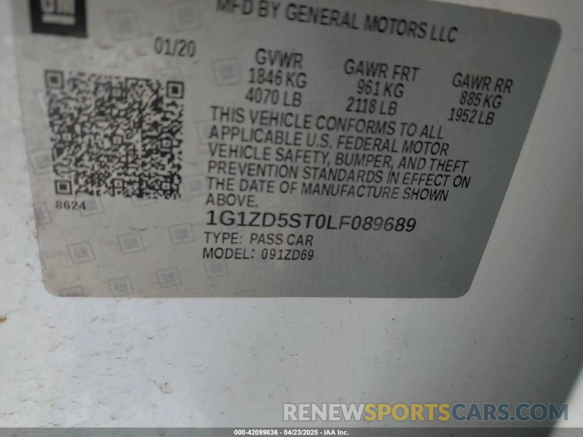 9 Photograph of a damaged car 1G1ZD5ST0LF089689 CHEVROLET MALIBU 2020