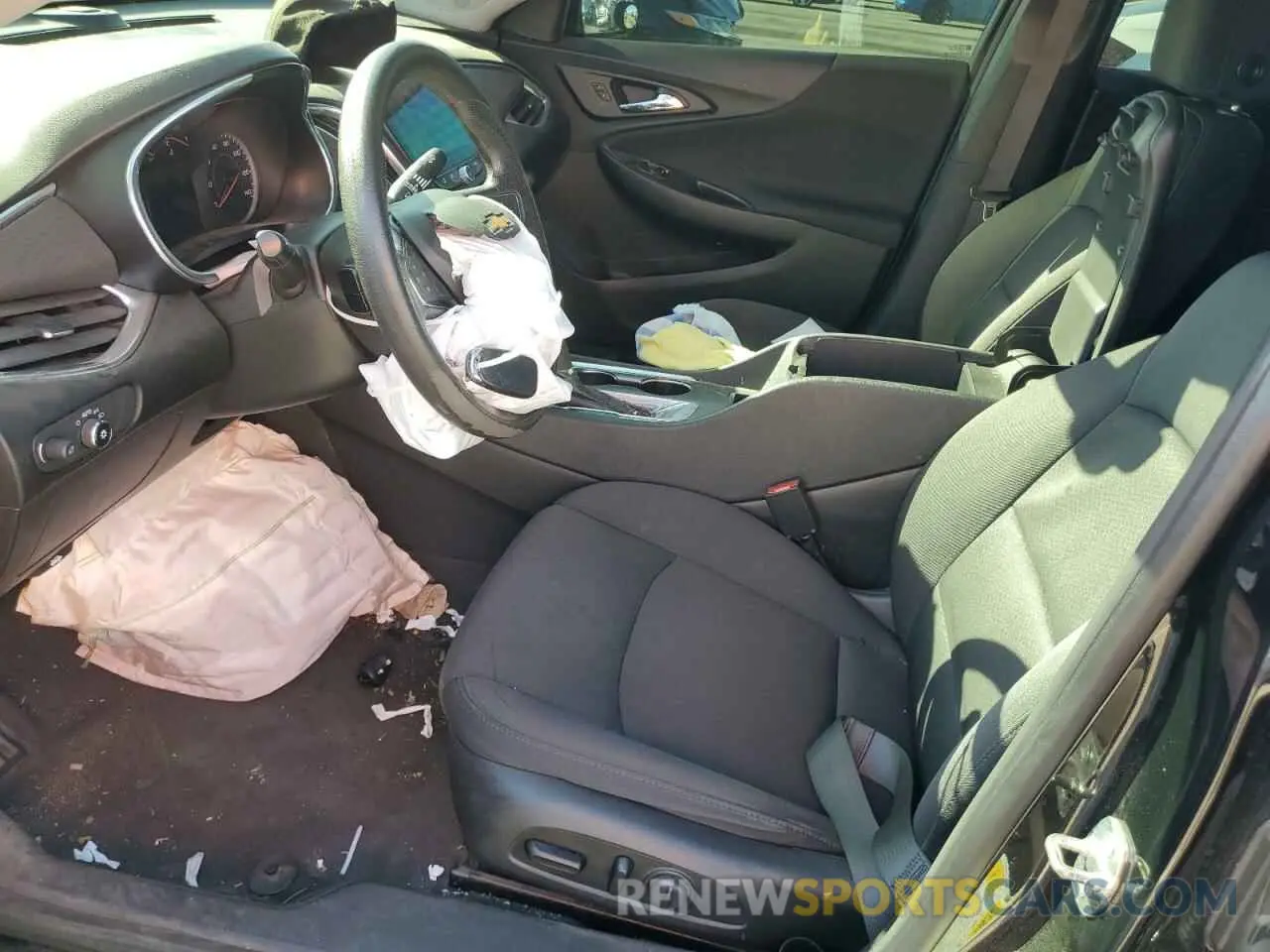 7 Photograph of a damaged car 1G1ZD5ST0LF095587 CHEVROLET MALIBU 2020