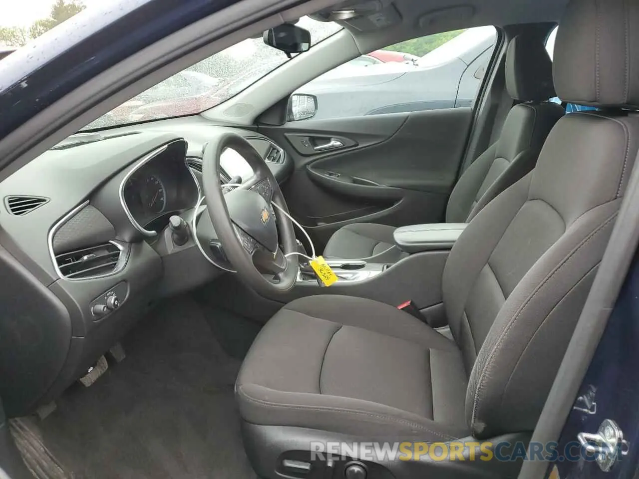 7 Photograph of a damaged car 1G1ZD5ST0LF138275 CHEVROLET MALIBU 2020