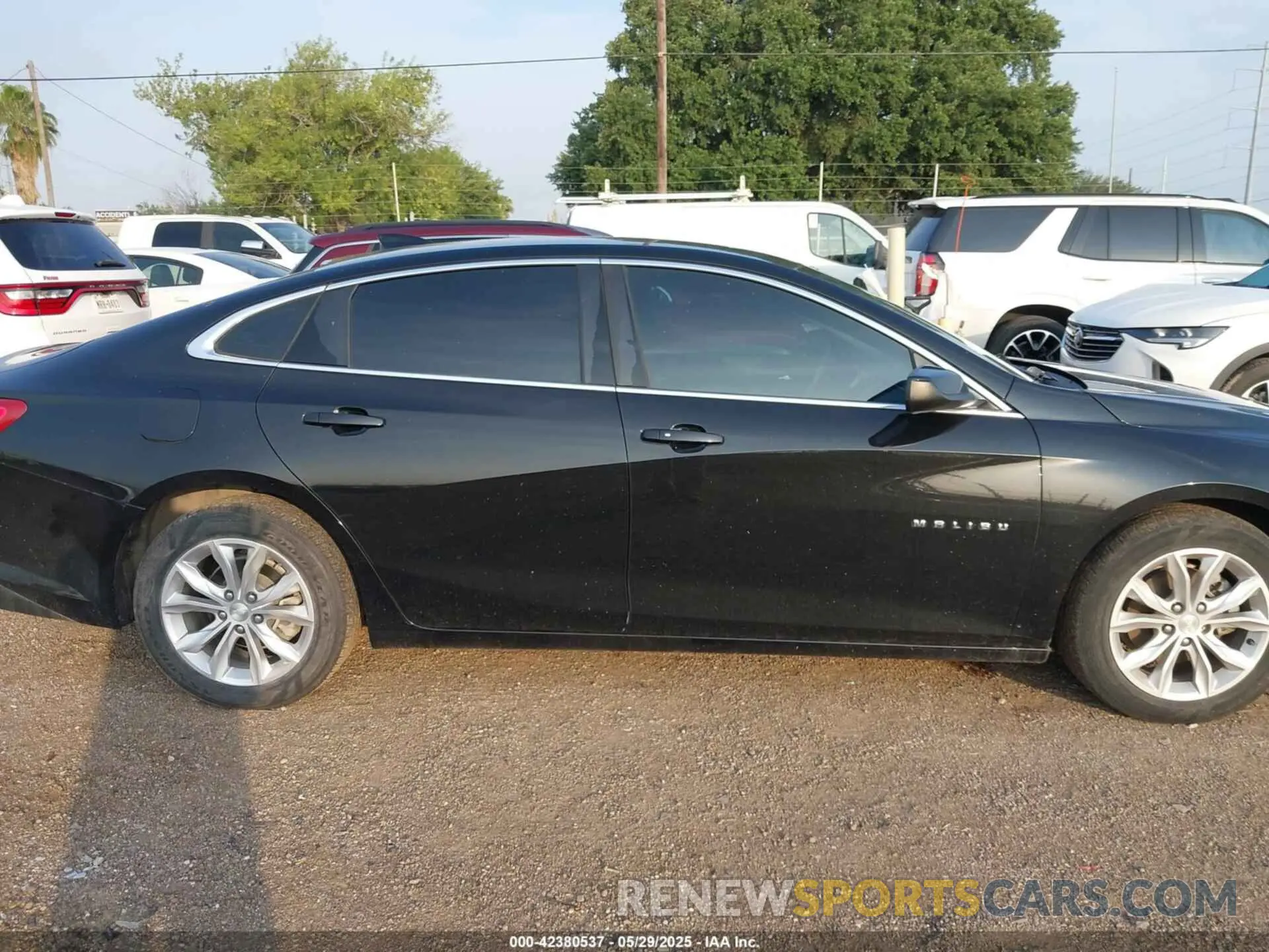 13 Photograph of a damaged car 1G1ZD5ST1LF011910 CHEVROLET MALIBU 2020