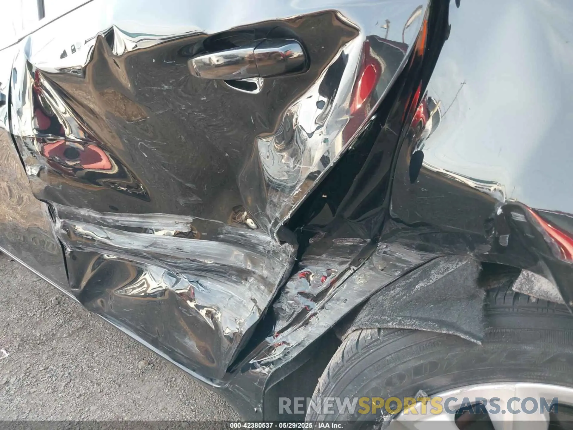 6 Photograph of a damaged car 1G1ZD5ST1LF011910 CHEVROLET MALIBU 2020