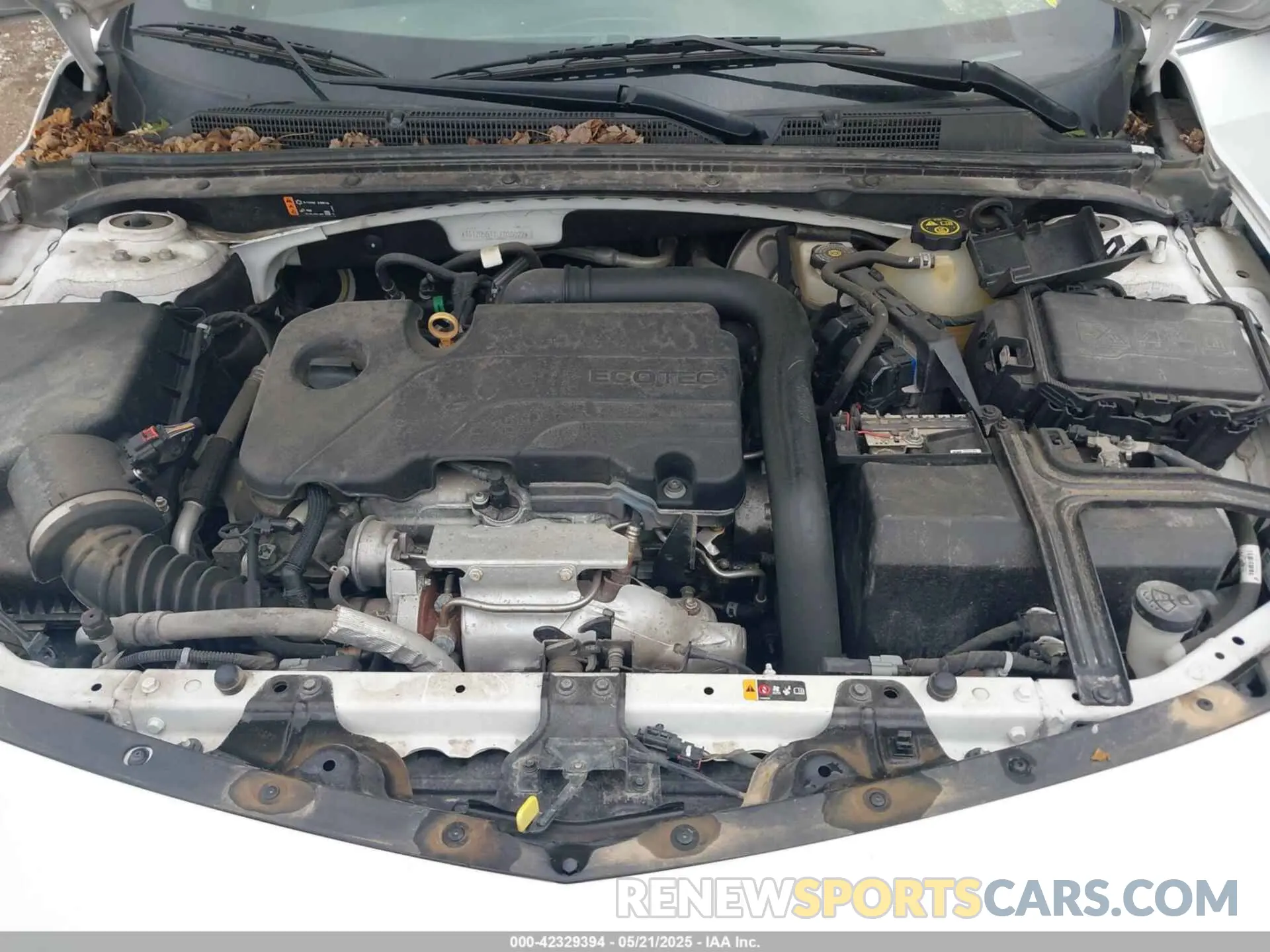 10 Photograph of a damaged car 1G1ZD5ST1LF030022 CHEVROLET MALIBU 2020