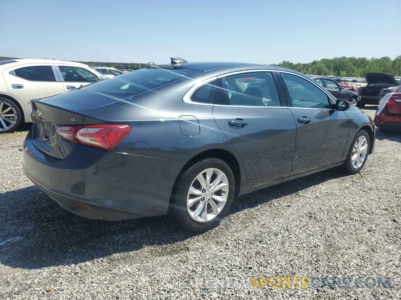 3 Photograph of a damaged car 1G1ZD5ST1LF041375 CHEVROLET MALIBU 2020