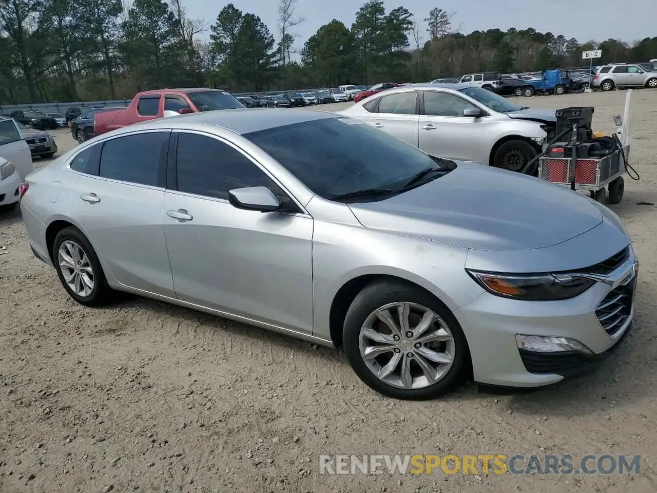 4 Photograph of a damaged car 1G1ZD5ST1LF052117 CHEVROLET MALIBU 2020