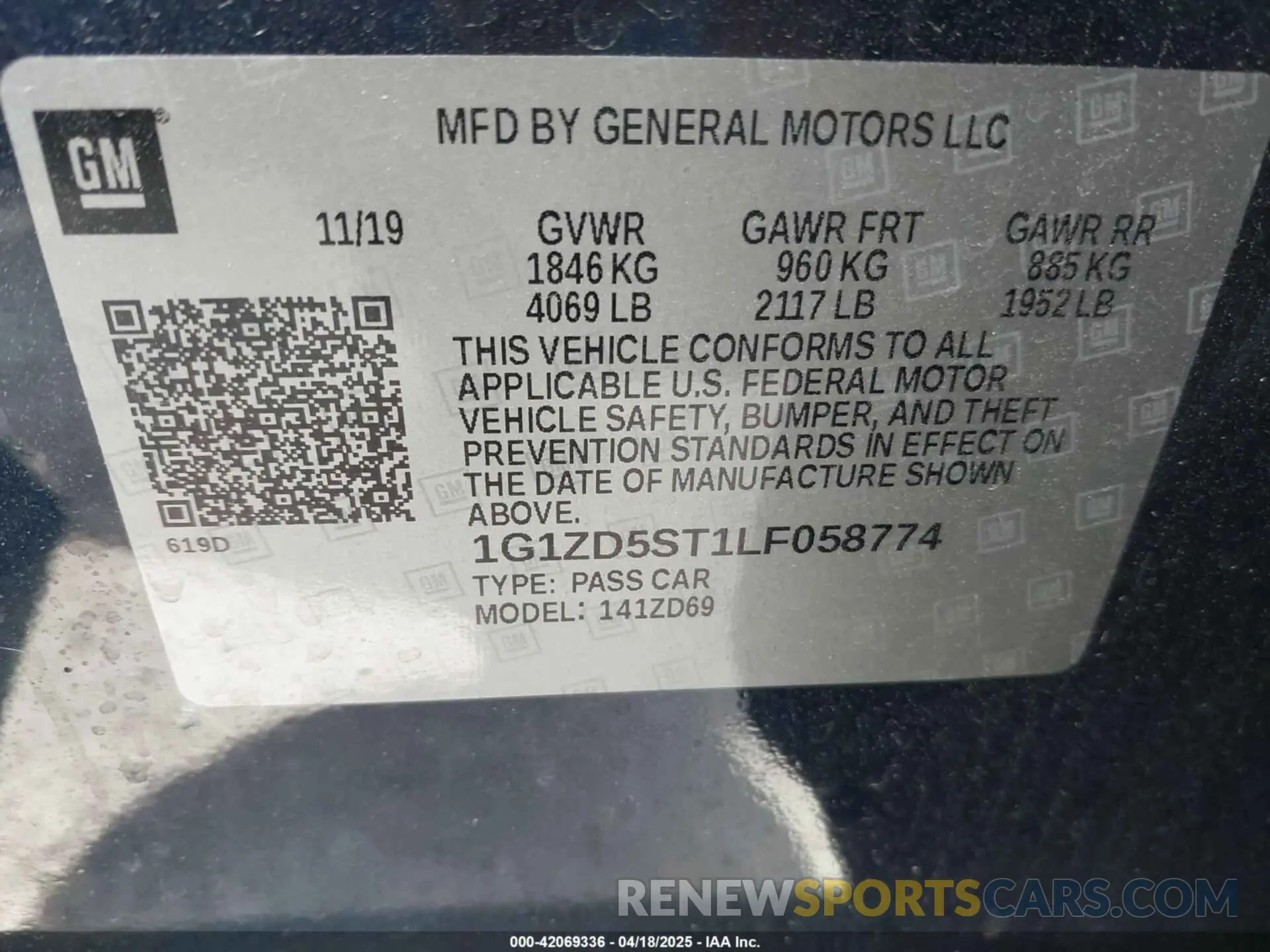 9 Photograph of a damaged car 1G1ZD5ST1LF058774 CHEVROLET MALIBU 2020