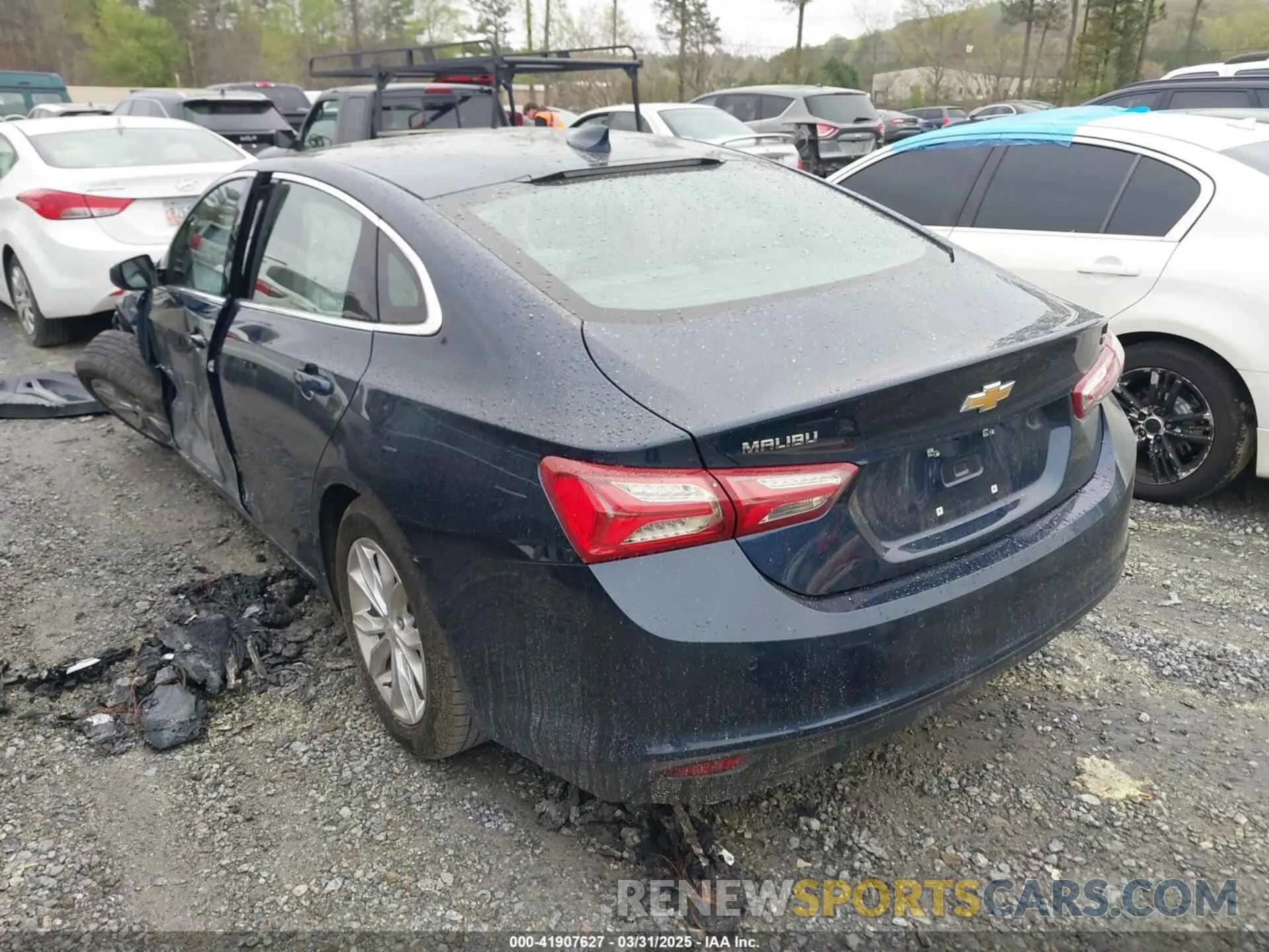 3 Photograph of a damaged car 1G1ZD5ST1LF062680 CHEVROLET MALIBU 2020