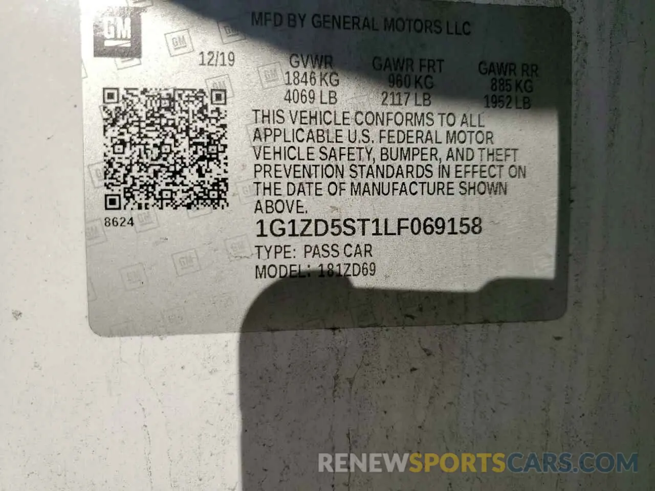 12 Photograph of a damaged car 1G1ZD5ST1LF069158 CHEVROLET MALIBU 2020