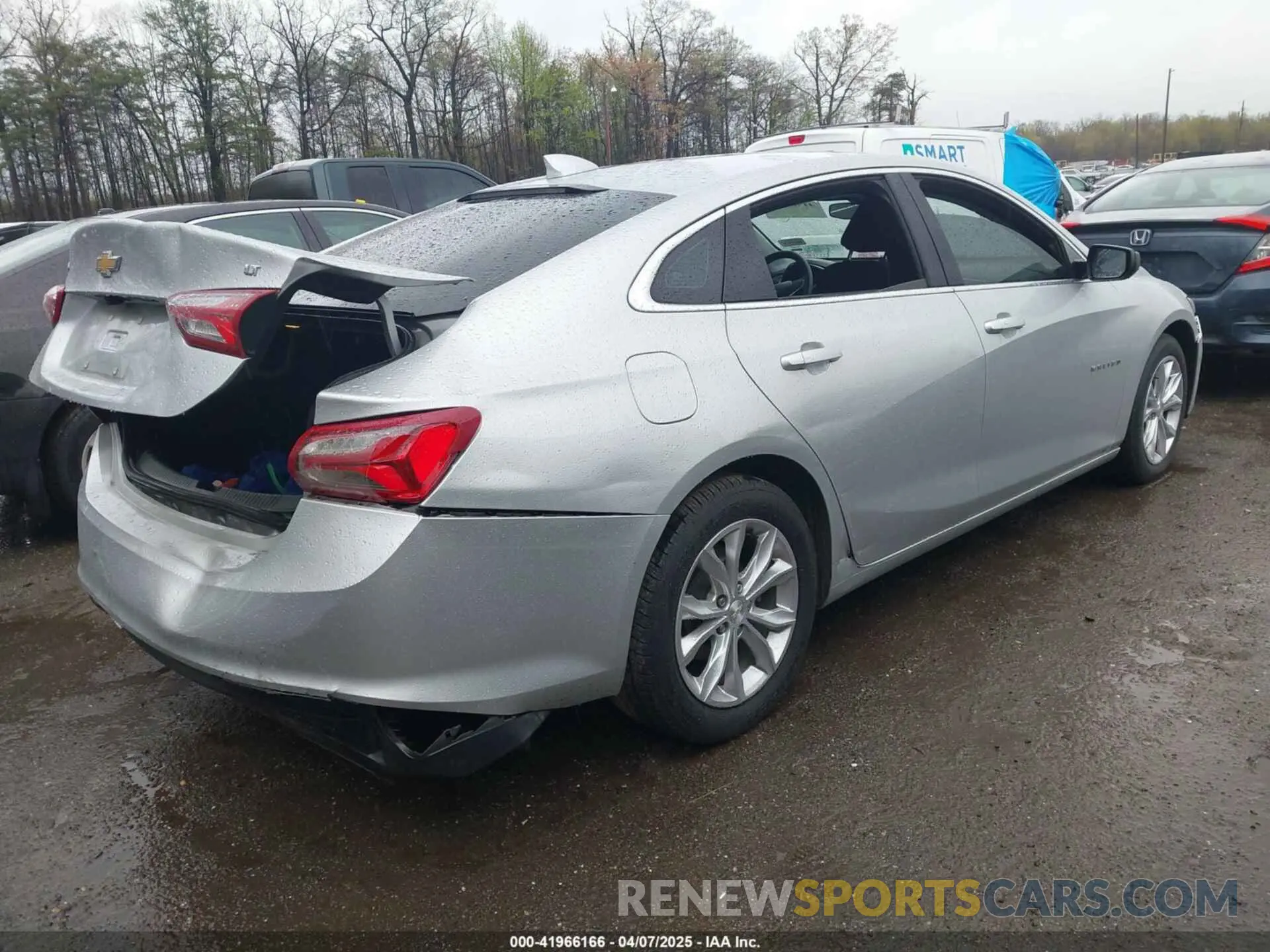 4 Photograph of a damaged car 1G1ZD5ST1LF069905 CHEVROLET MALIBU 2020