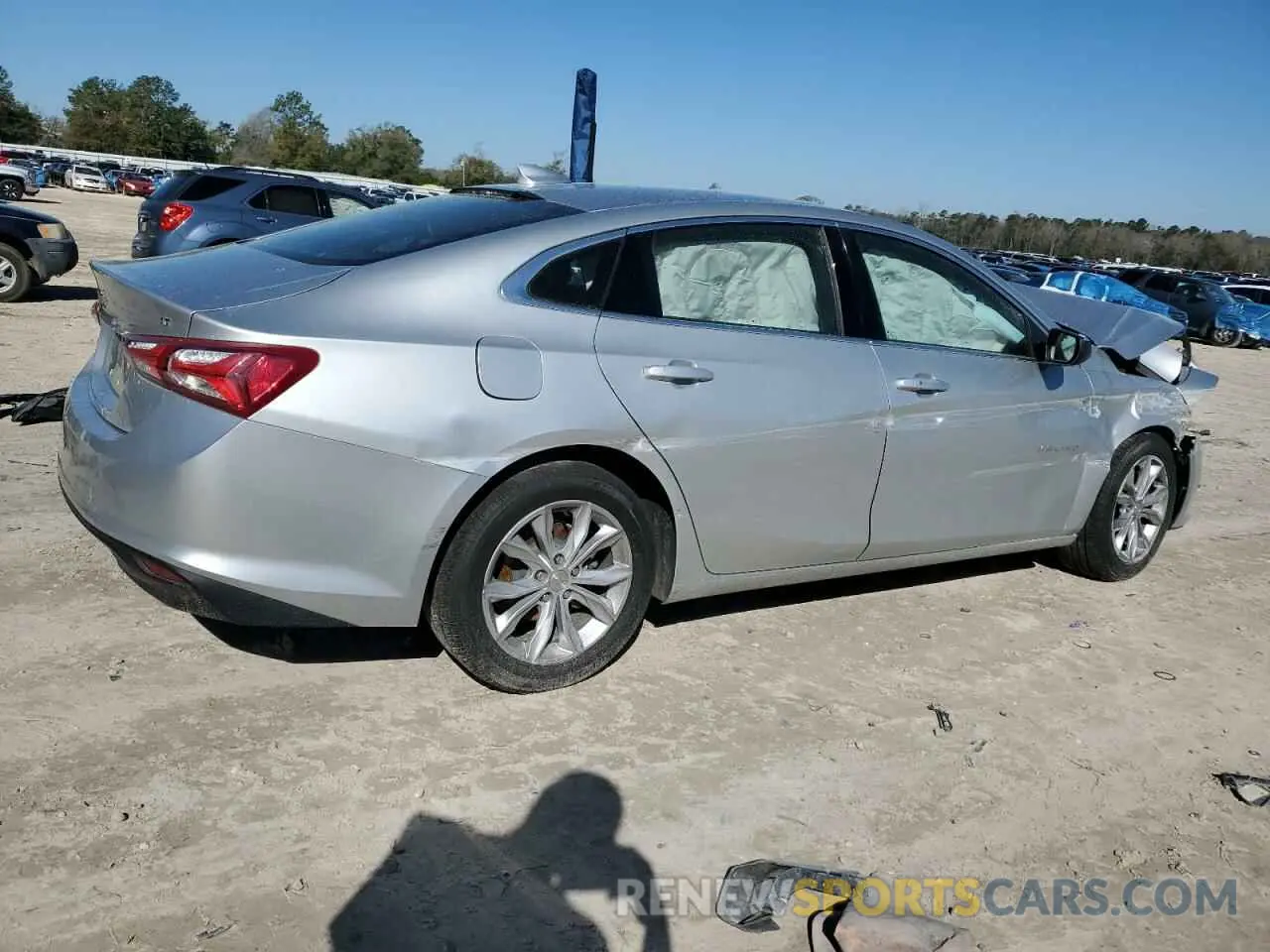 3 Photograph of a damaged car 1G1ZD5ST1LF078233 CHEVROLET MALIBU 2020