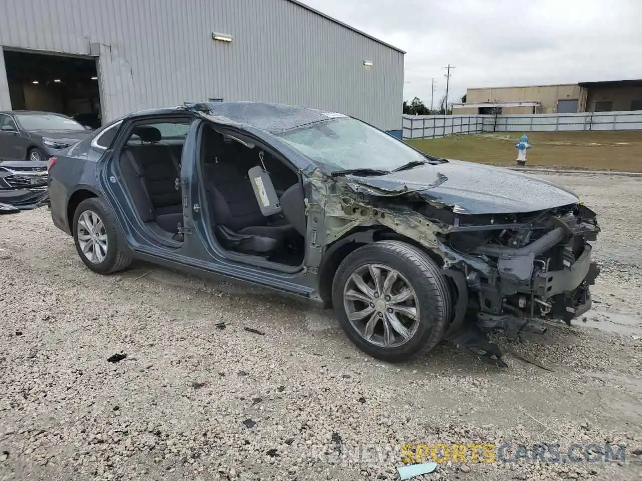 4 Photograph of a damaged car 1G1ZD5ST1LF090706 CHEVROLET MALIBU 2020