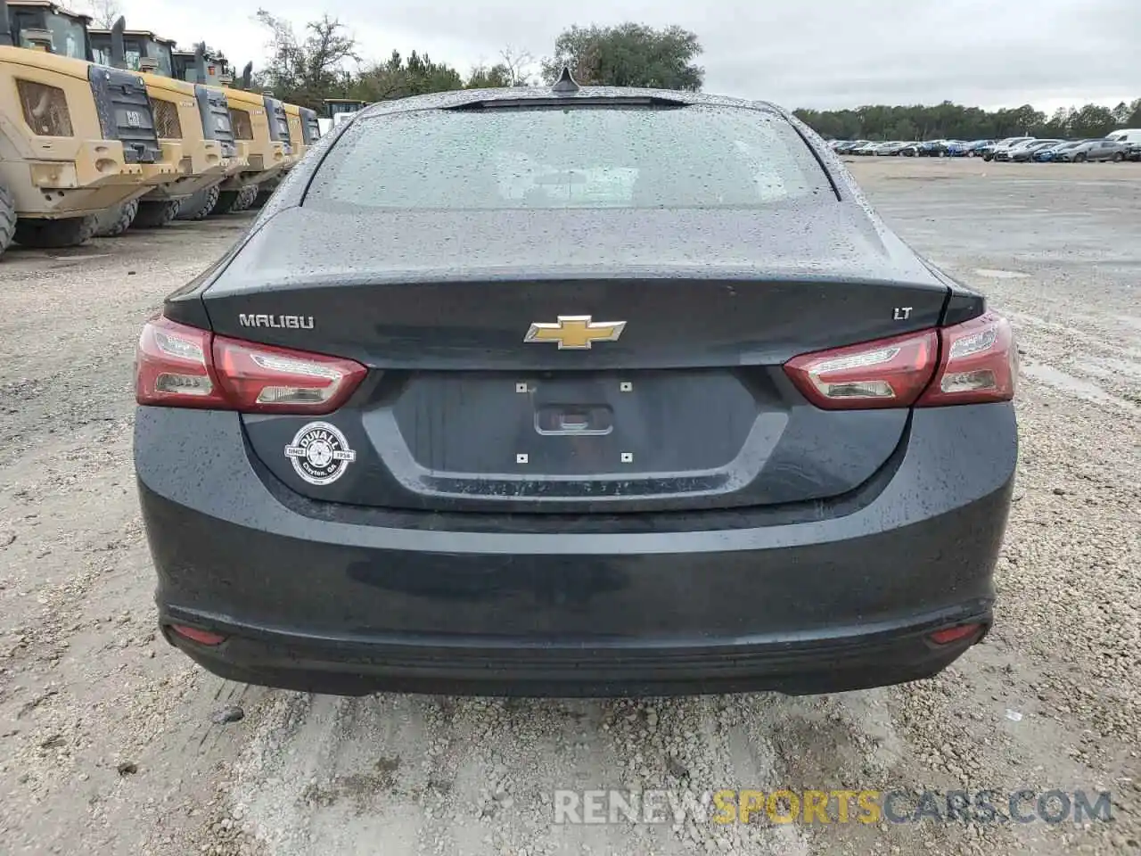 6 Photograph of a damaged car 1G1ZD5ST1LF090706 CHEVROLET MALIBU 2020