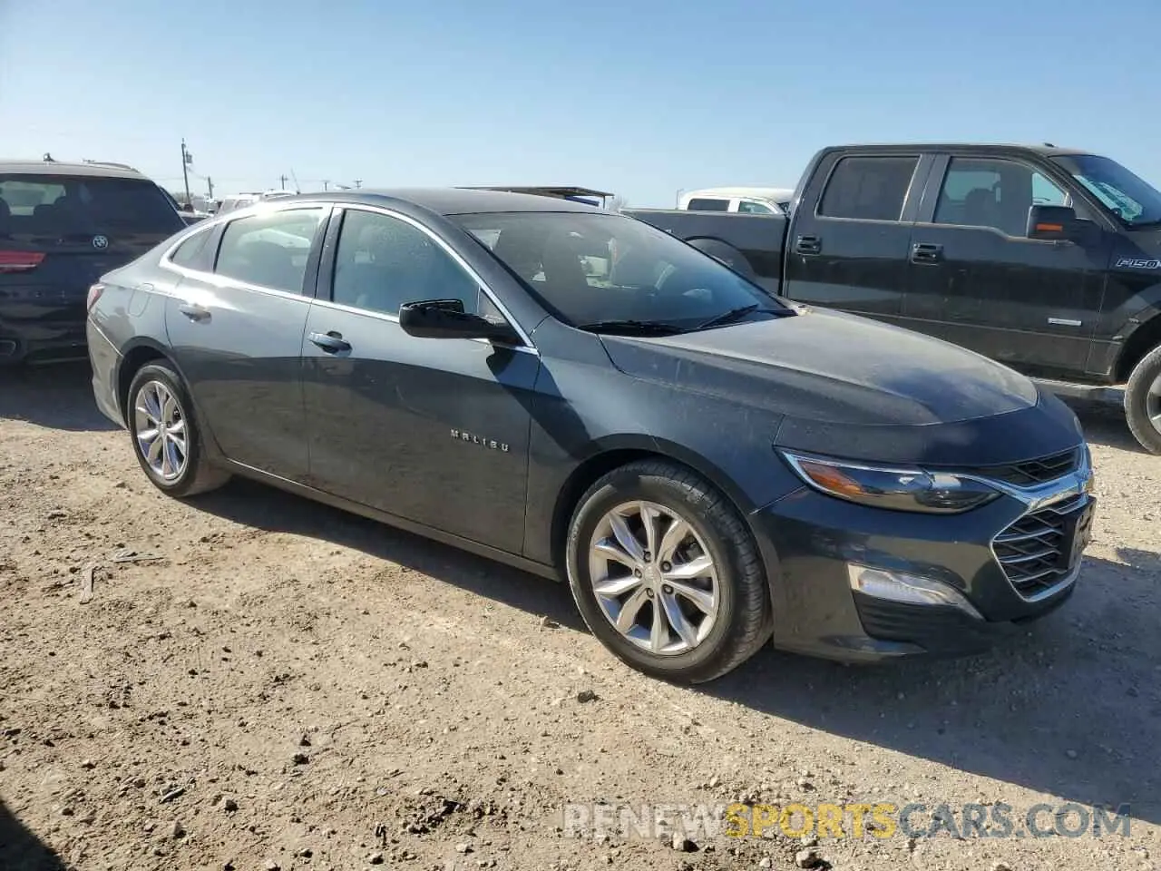 4 Photograph of a damaged car 1G1ZD5ST1LF114597 CHEVROLET MALIBU 2020