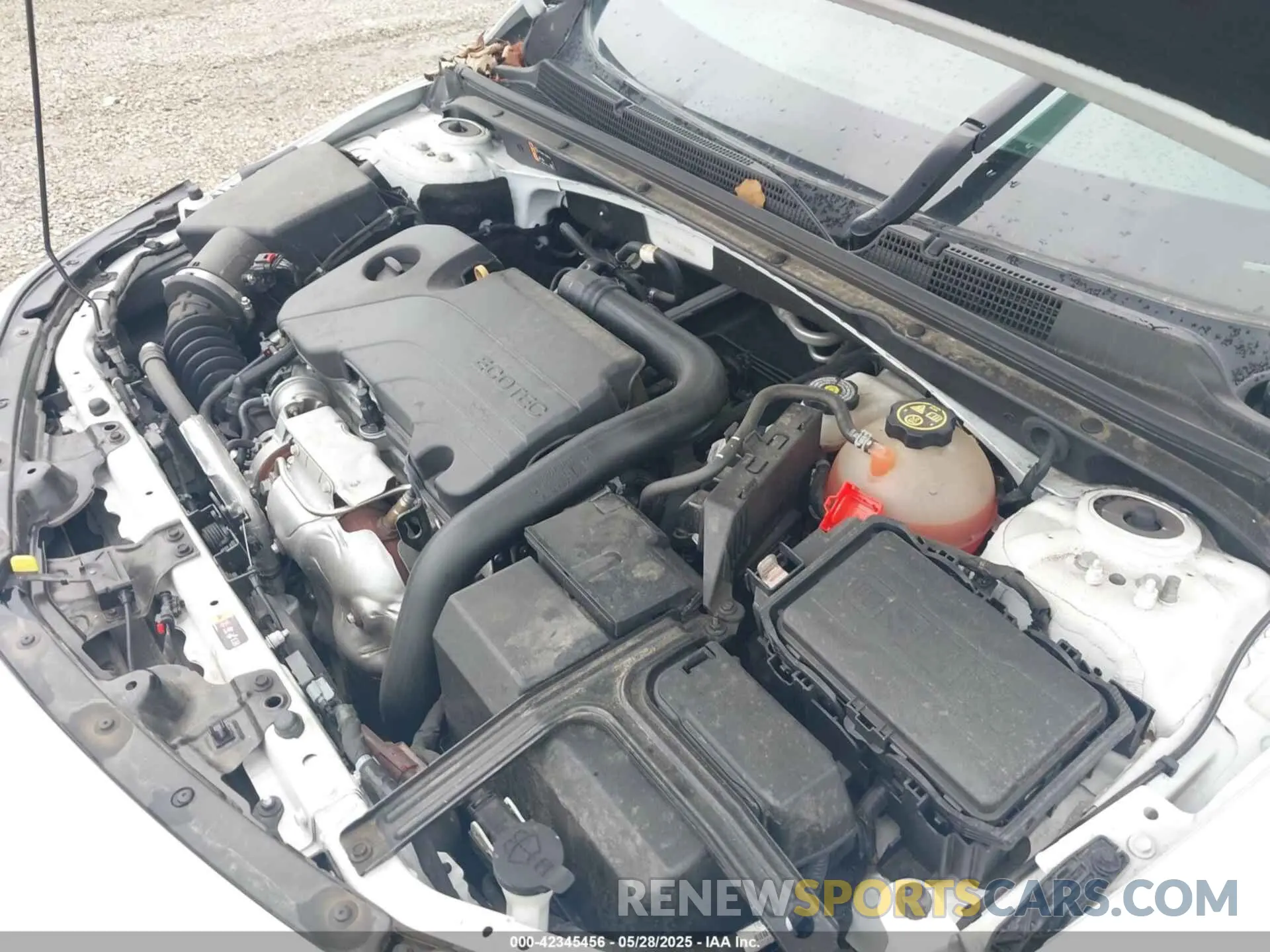 10 Photograph of a damaged car 1G1ZD5ST1LF118648 CHEVROLET MALIBU 2020