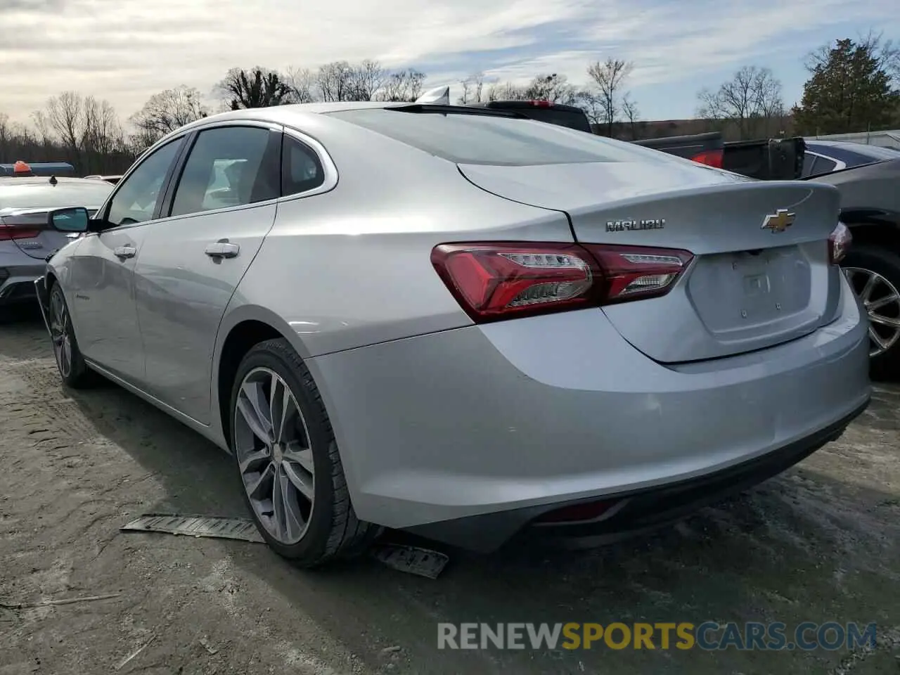 2 Photograph of a damaged car 1G1ZD5ST1LF120528 CHEVROLET MALIBU 2020