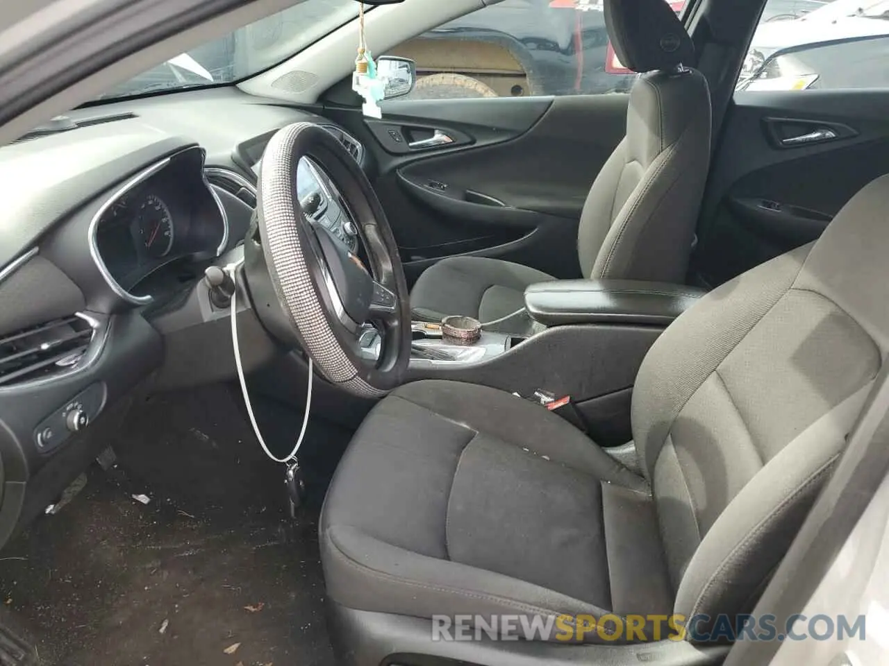 7 Photograph of a damaged car 1G1ZD5ST1LF120528 CHEVROLET MALIBU 2020