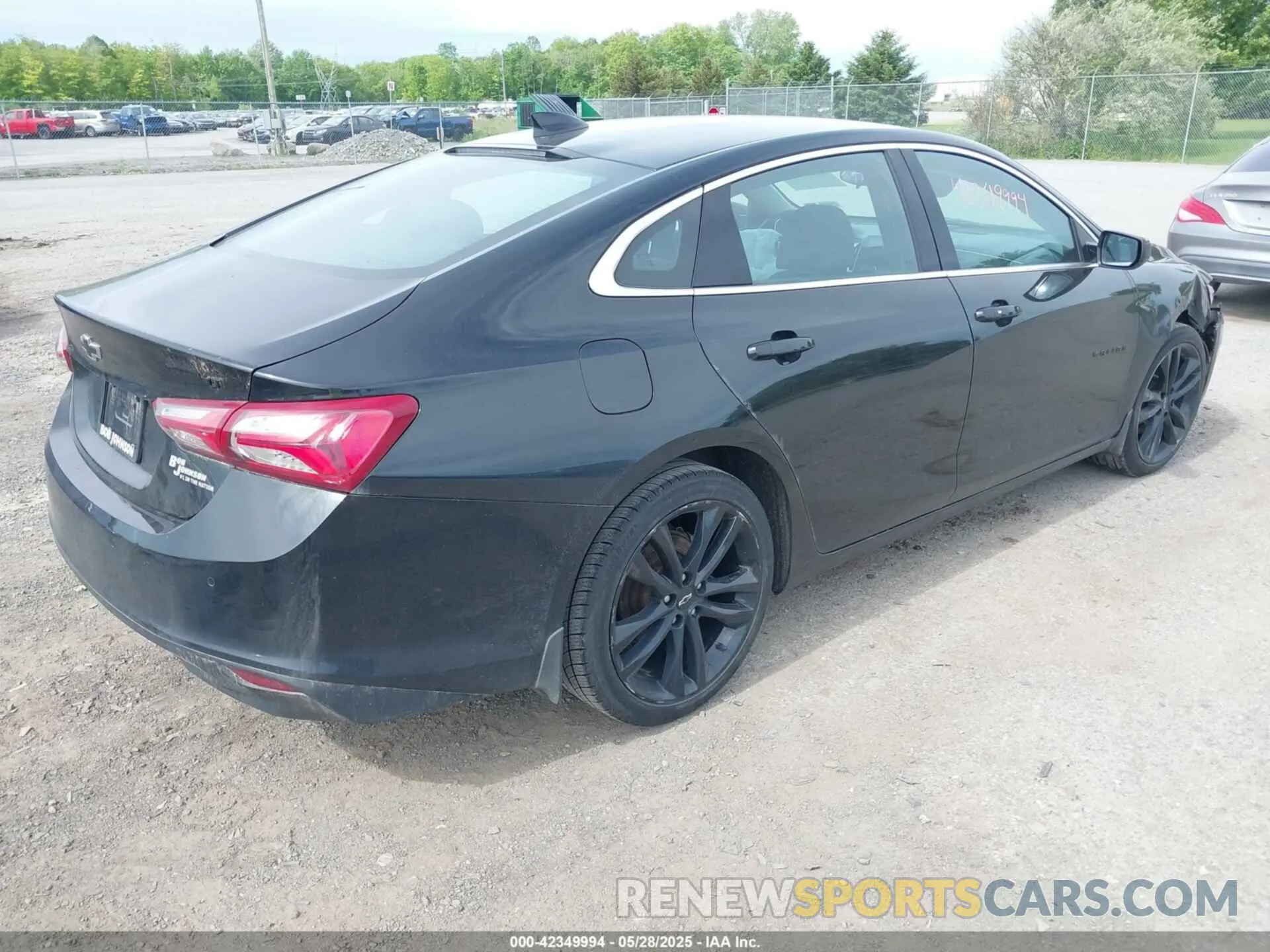 4 Photograph of a damaged car 1G1ZD5ST1LF147163 CHEVROLET MALIBU 2020