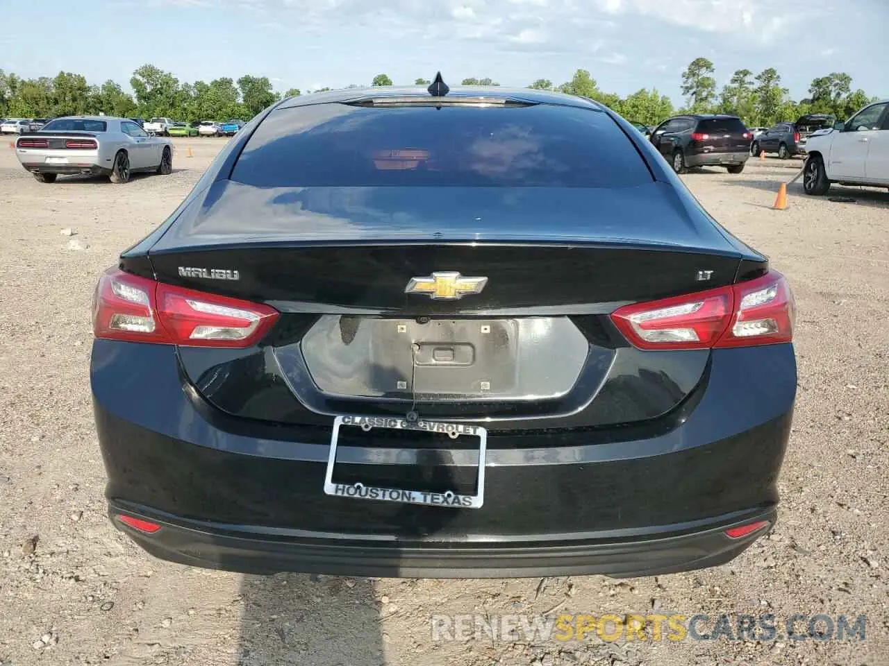 6 Photograph of a damaged car 1G1ZD5ST1LF157997 CHEVROLET MALIBU 2020