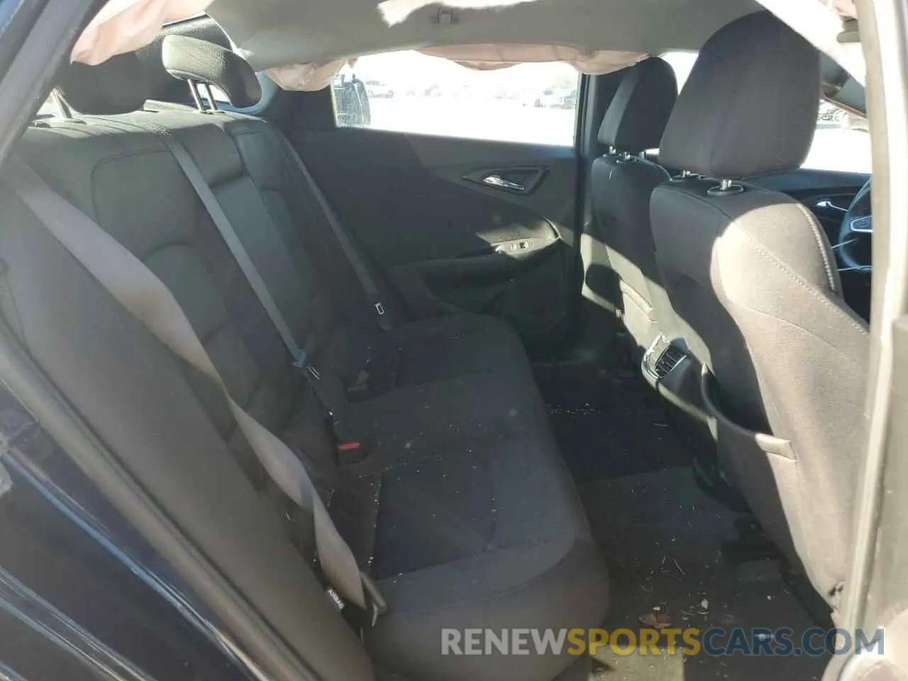 10 Photograph of a damaged car 1G1ZD5ST2LF000818 CHEVROLET MALIBU 2020