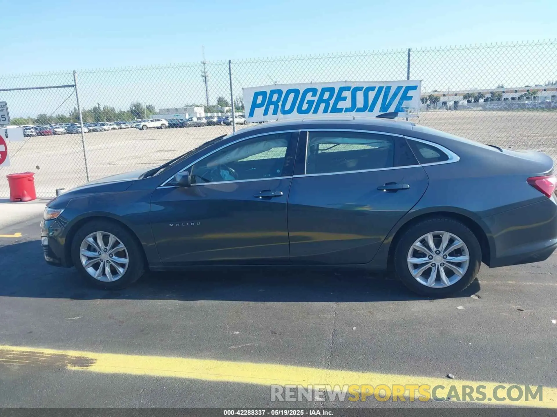 14 Photograph of a damaged car 1G1ZD5ST2LF009860 CHEVROLET MALIBU 2020