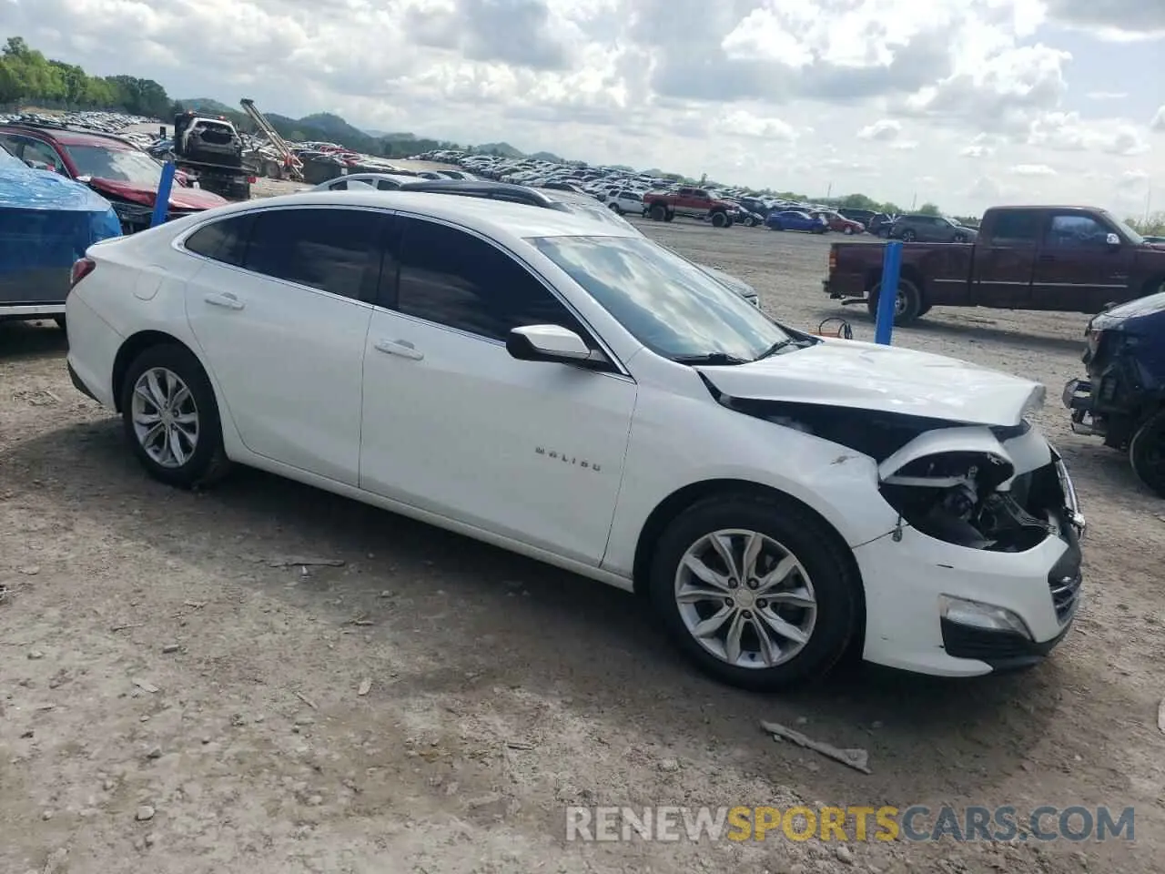 4 Photograph of a damaged car 1G1ZD5ST2LF037240 CHEVROLET MALIBU 2020