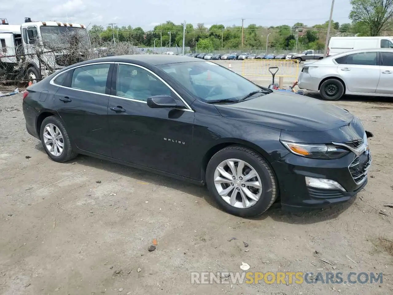 4 Photograph of a damaged car 1G1ZD5ST2LF046486 CHEVROLET MALIBU 2020