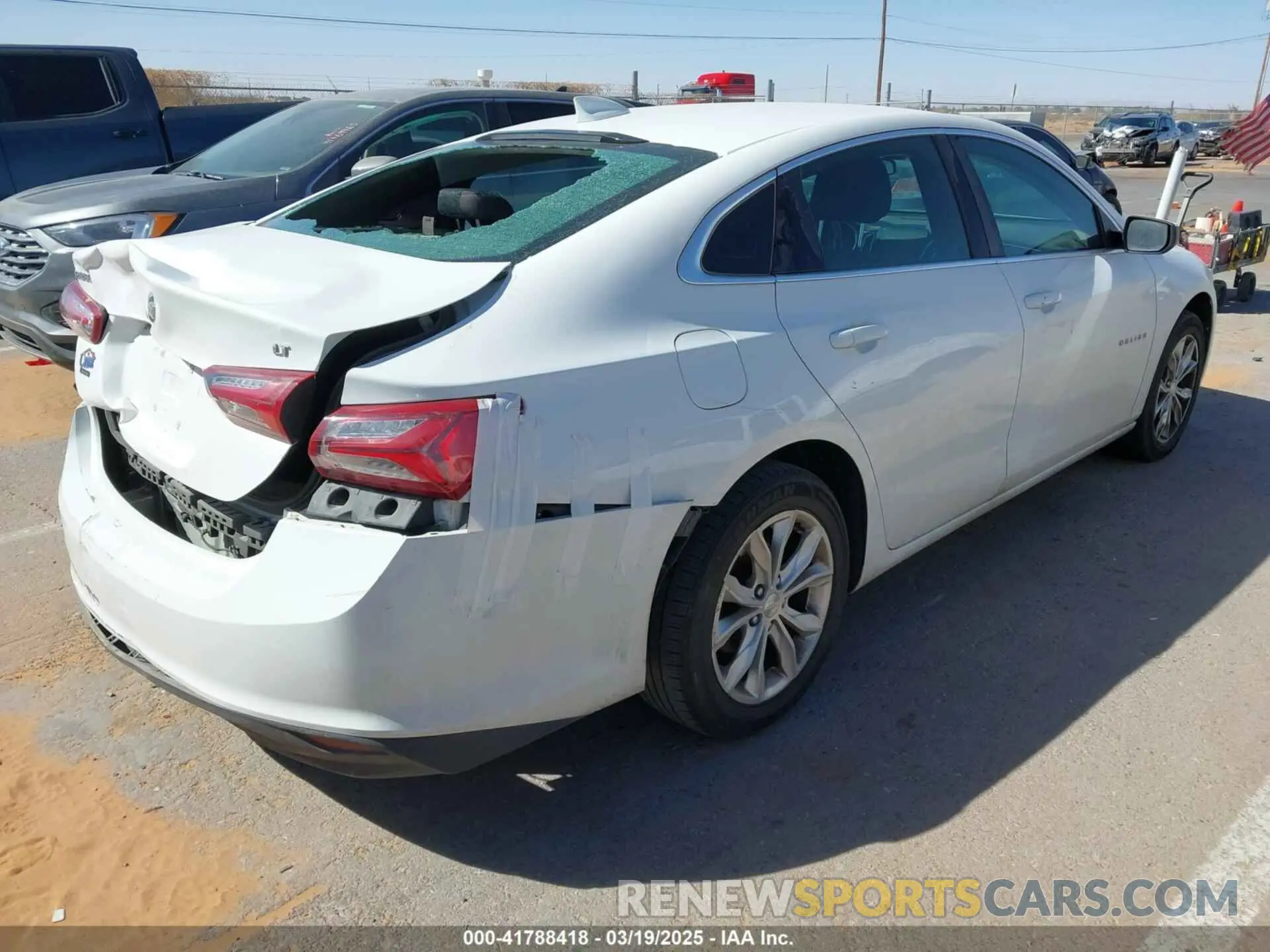 4 Photograph of a damaged car 1G1ZD5ST2LF054202 CHEVROLET MALIBU 2020