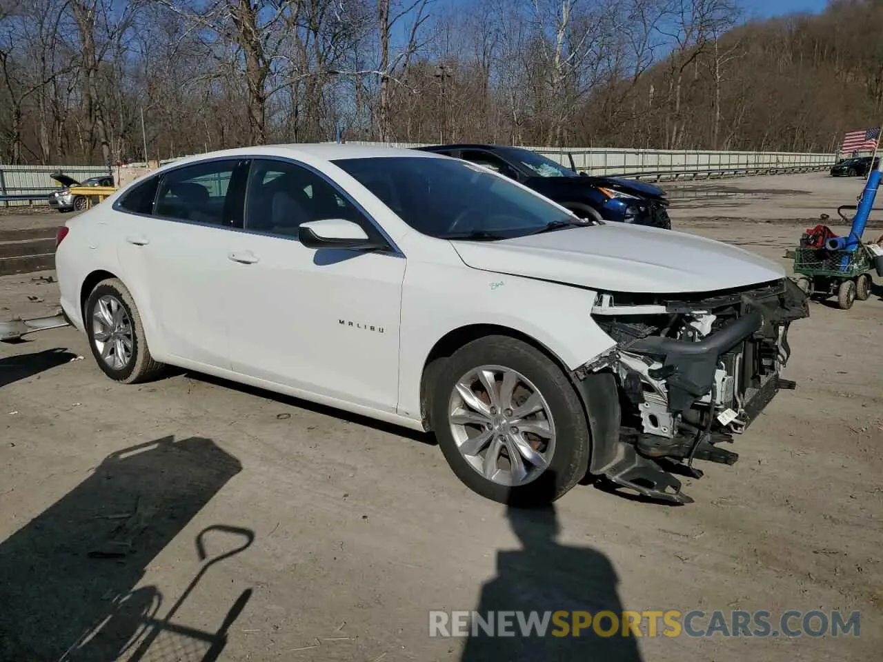 4 Photograph of a damaged car 1G1ZD5ST2LF055298 CHEVROLET MALIBU 2020