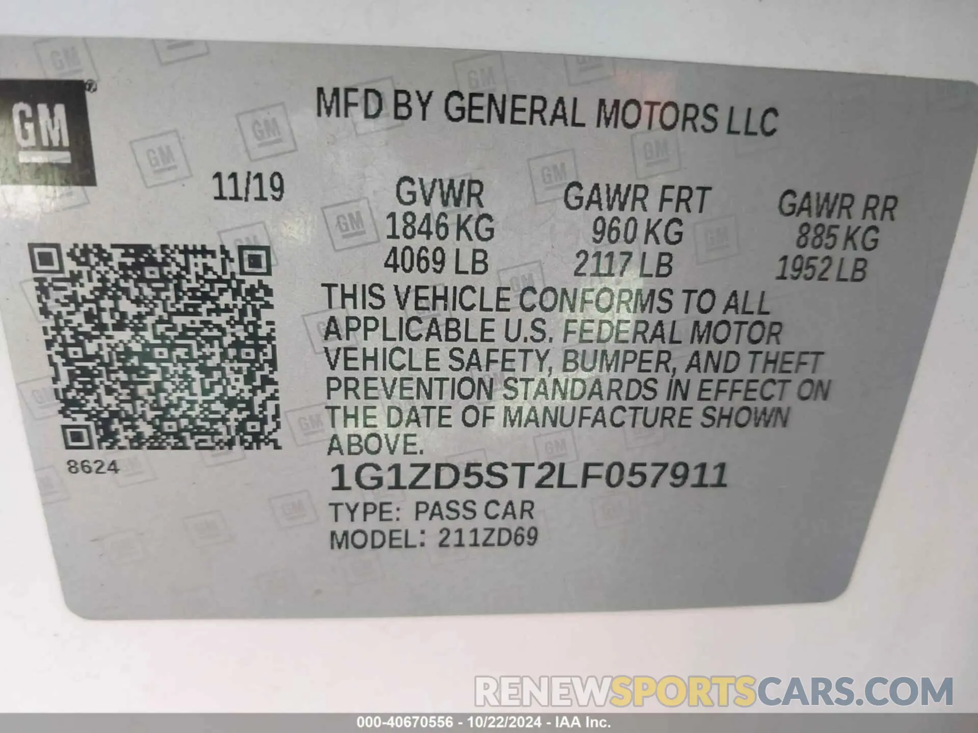 9 Photograph of a damaged car 1G1ZD5ST2LF057911 CHEVROLET MALIBU 2020