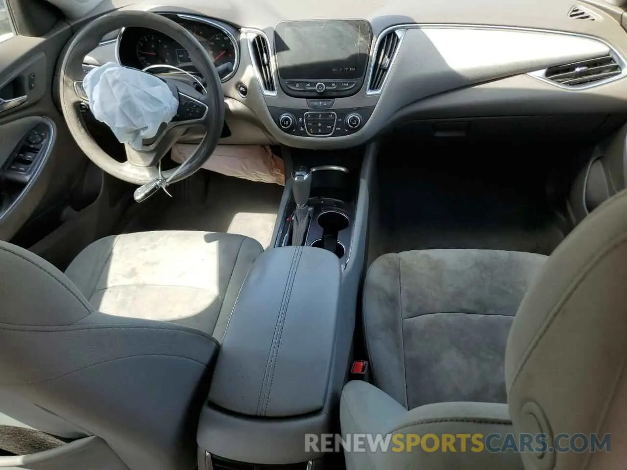 8 Photograph of a damaged car 1G1ZD5ST2LF064289 CHEVROLET MALIBU 2020