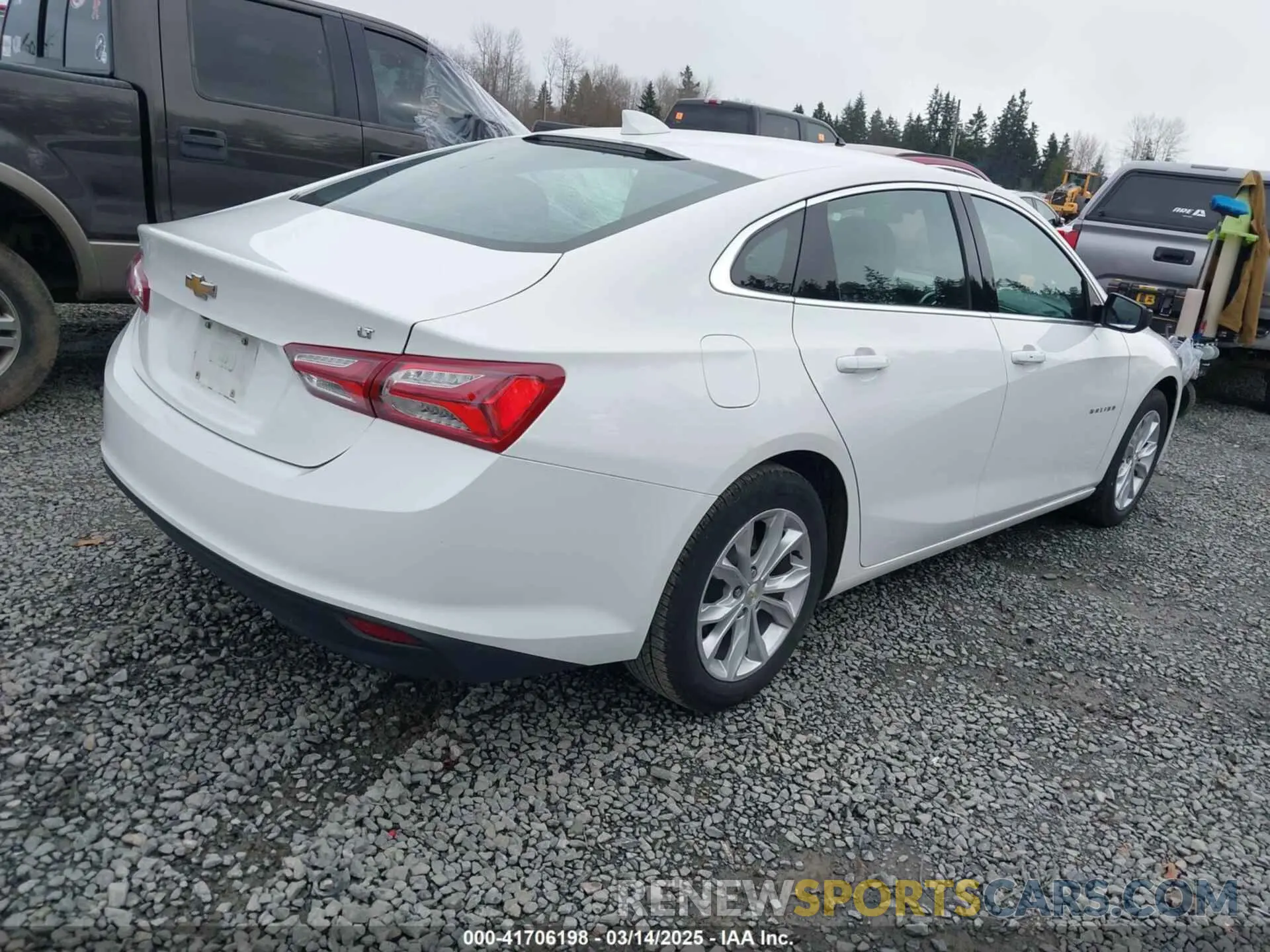 4 Photograph of a damaged car 1G1ZD5ST2LF067659 CHEVROLET MALIBU 2020