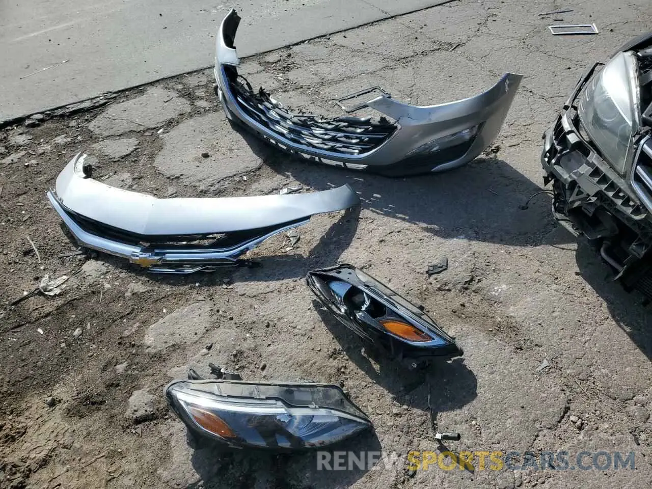 12 Photograph of a damaged car 1G1ZD5ST2LF071761 CHEVROLET MALIBU 2020