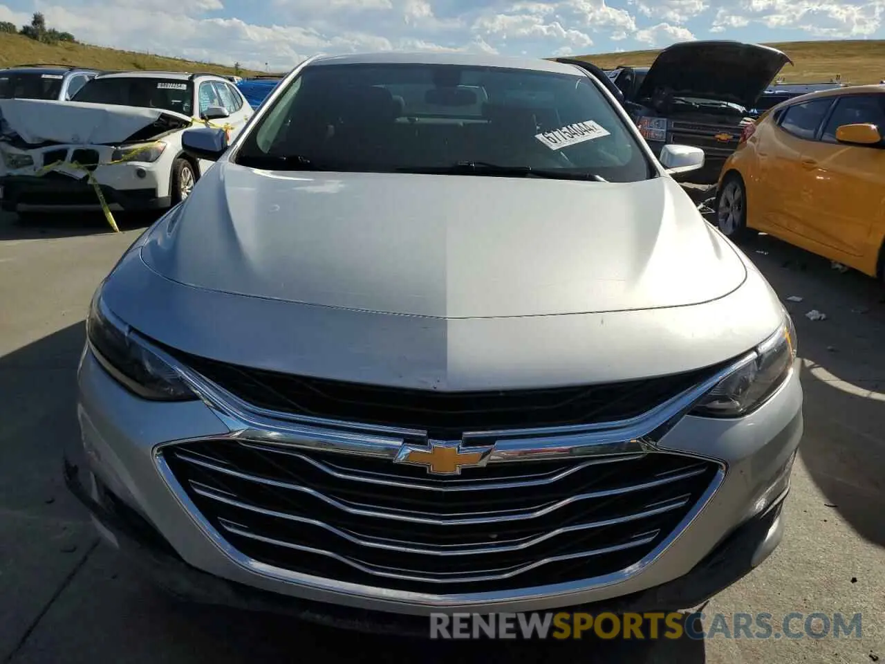 5 Photograph of a damaged car 1G1ZD5ST2LF075003 CHEVROLET MALIBU 2020