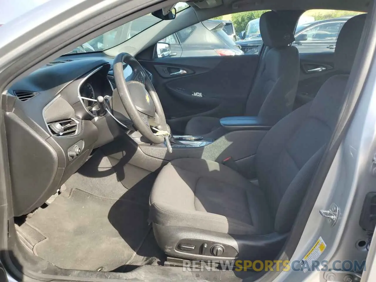 7 Photograph of a damaged car 1G1ZD5ST2LF075003 CHEVROLET MALIBU 2020