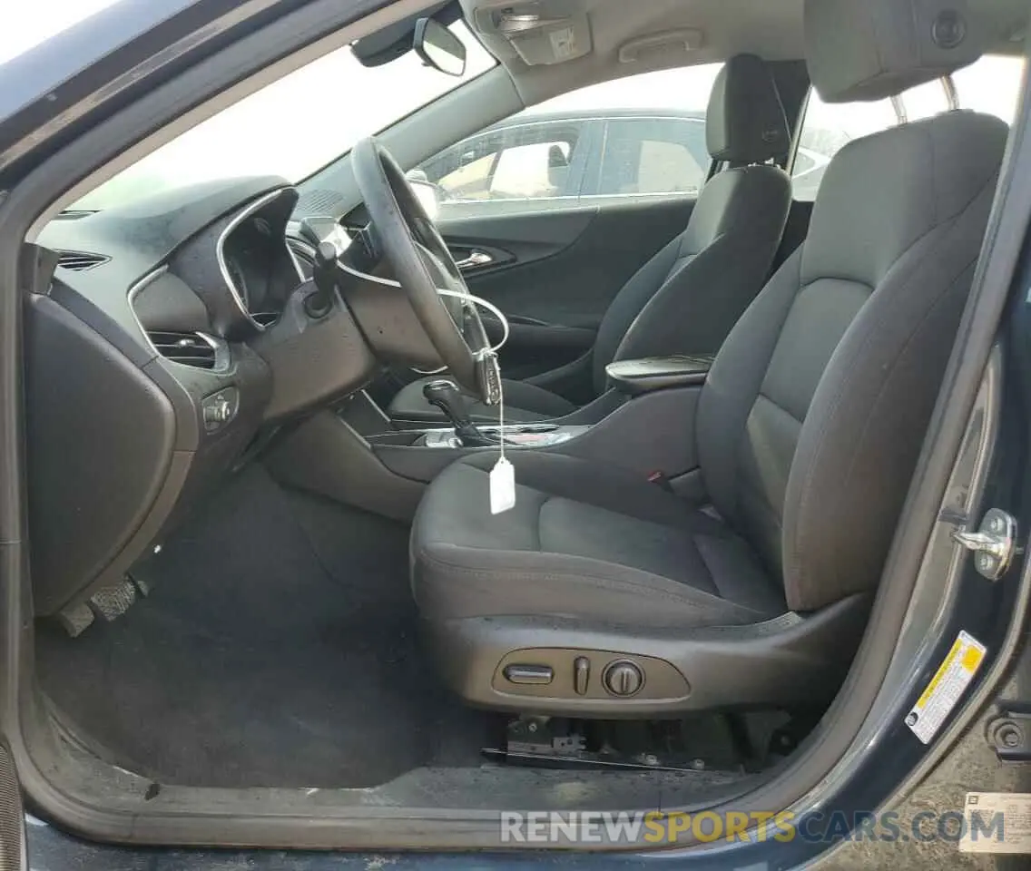 7 Photograph of a damaged car 1G1ZD5ST2LF075325 CHEVROLET MALIBU 2020