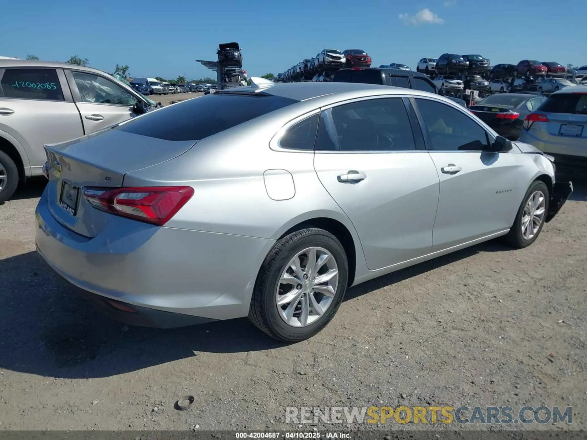 4 Photograph of a damaged car 1G1ZD5ST2LF078158 CHEVROLET MALIBU 2020
