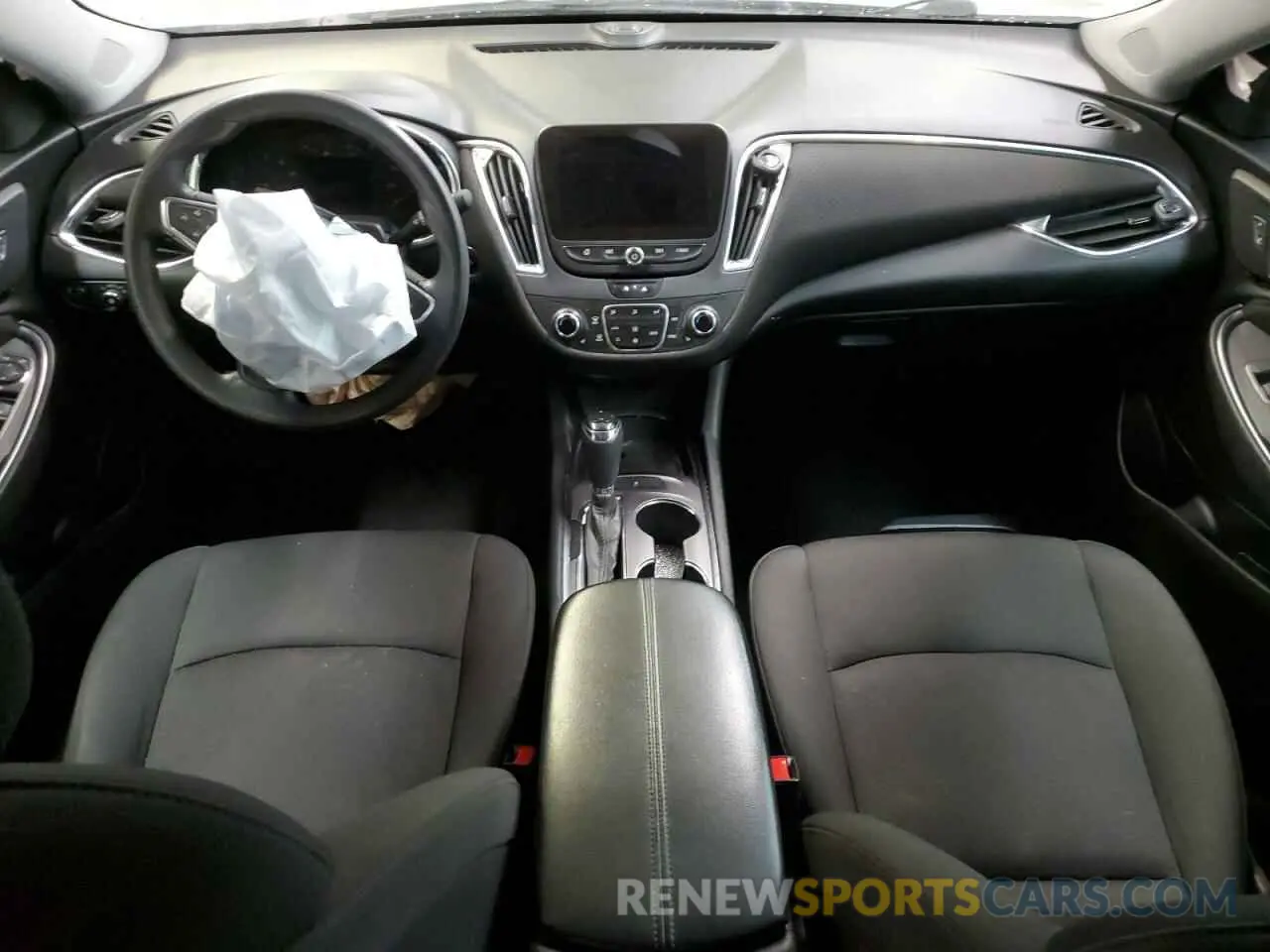 8 Photograph of a damaged car 1G1ZD5ST2LF092190 CHEVROLET MALIBU 2020