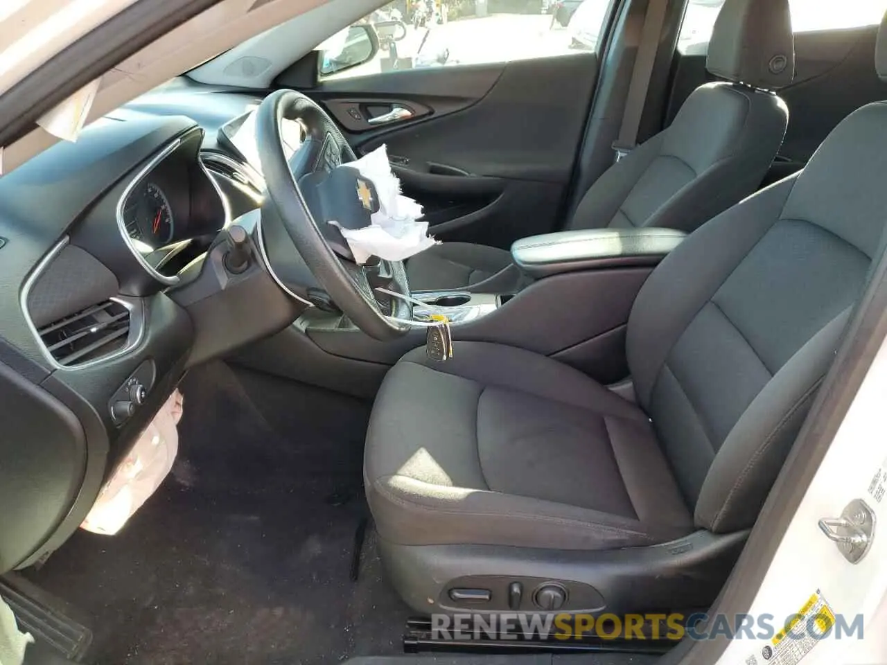 7 Photograph of a damaged car 1G1ZD5ST2LF097163 CHEVROLET MALIBU 2020