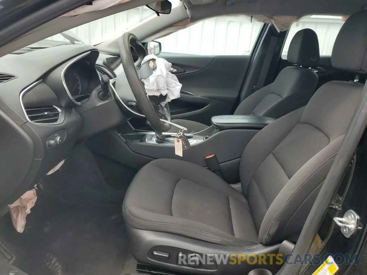 7 Photograph of a damaged car 1G1ZD5ST2LF097325 CHEVROLET MALIBU 2020