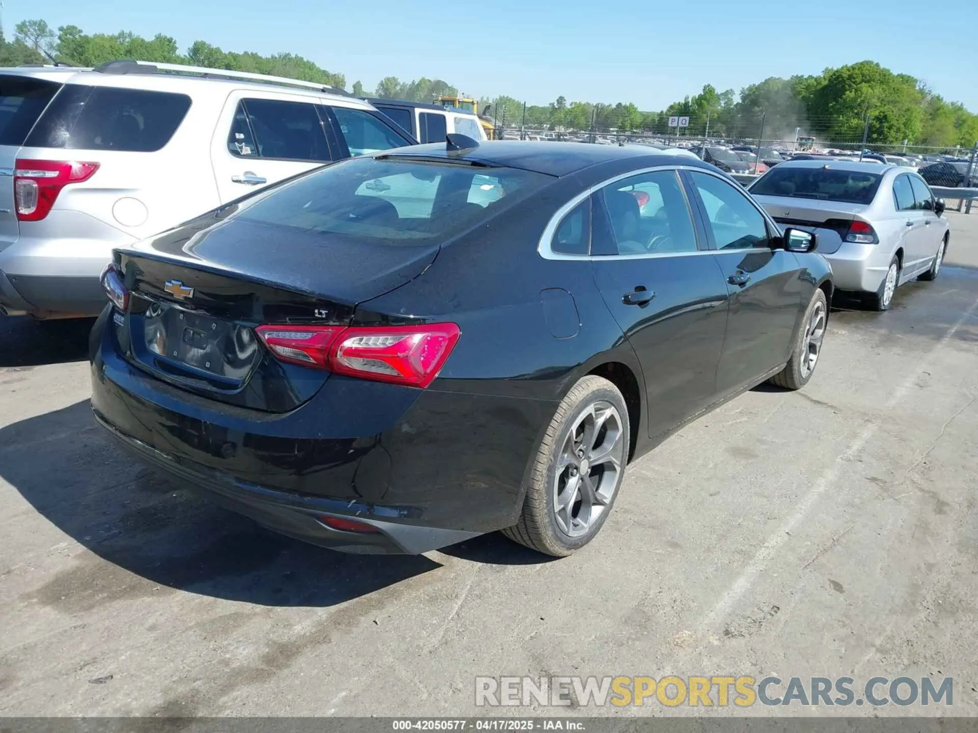 4 Photograph of a damaged car 1G1ZD5ST2LF102376 CHEVROLET MALIBU 2020